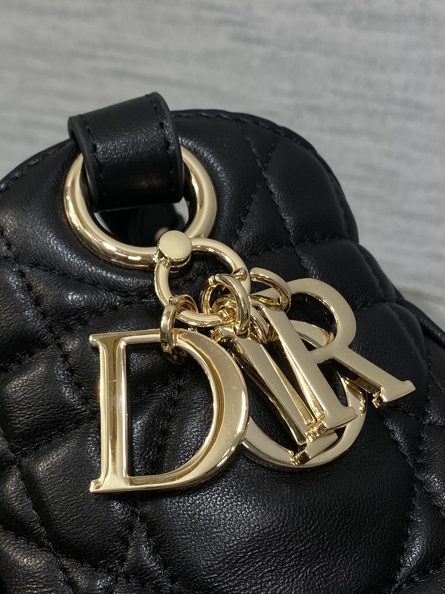 Bagsaaa D10r Small D-Motion Bag Black Macrocannage Lambskin - 19.5cm