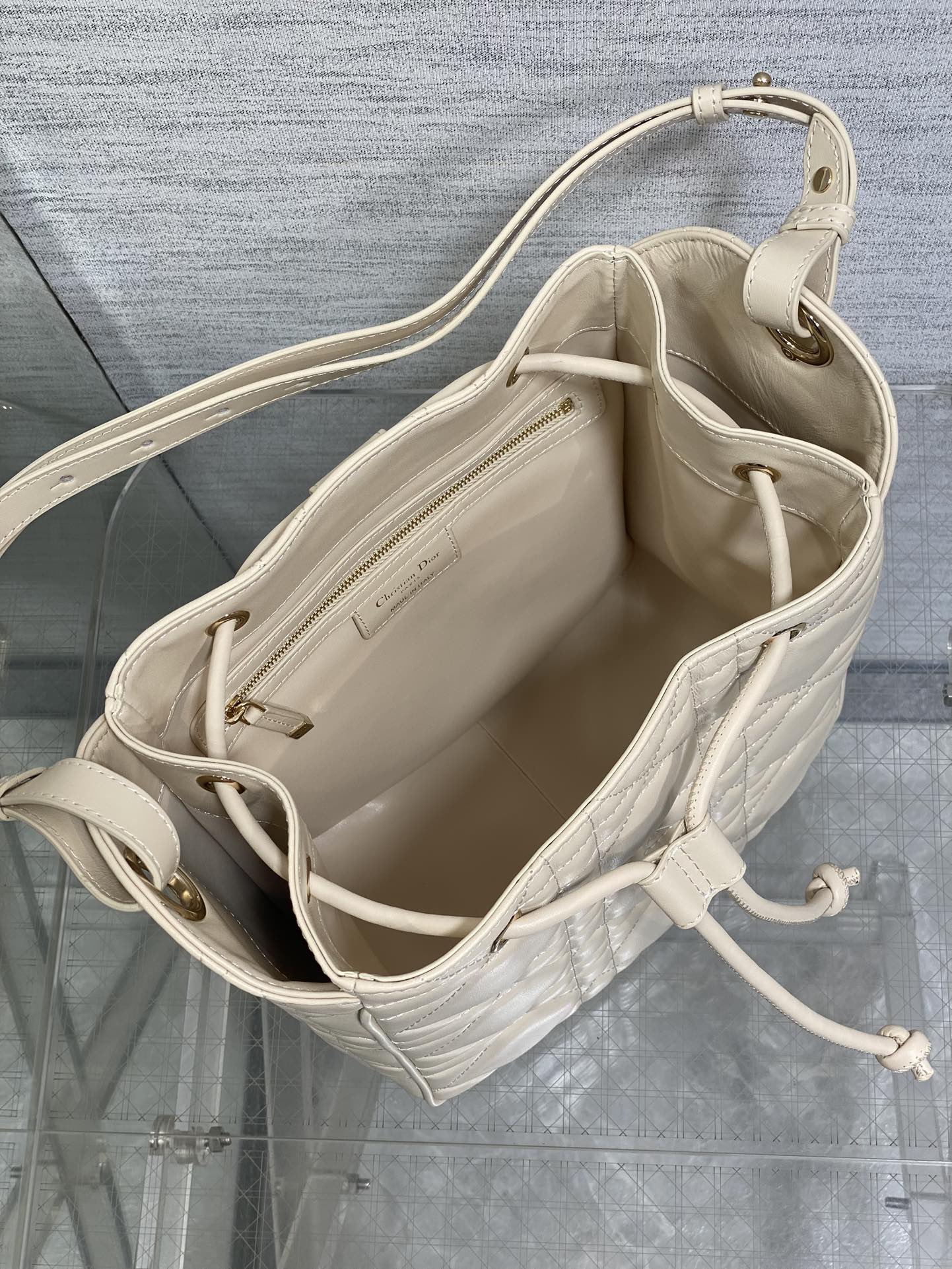 Bagsaaa D10r Medium D-Motion Bag Latte Macrocannage Lambskin - 24cm