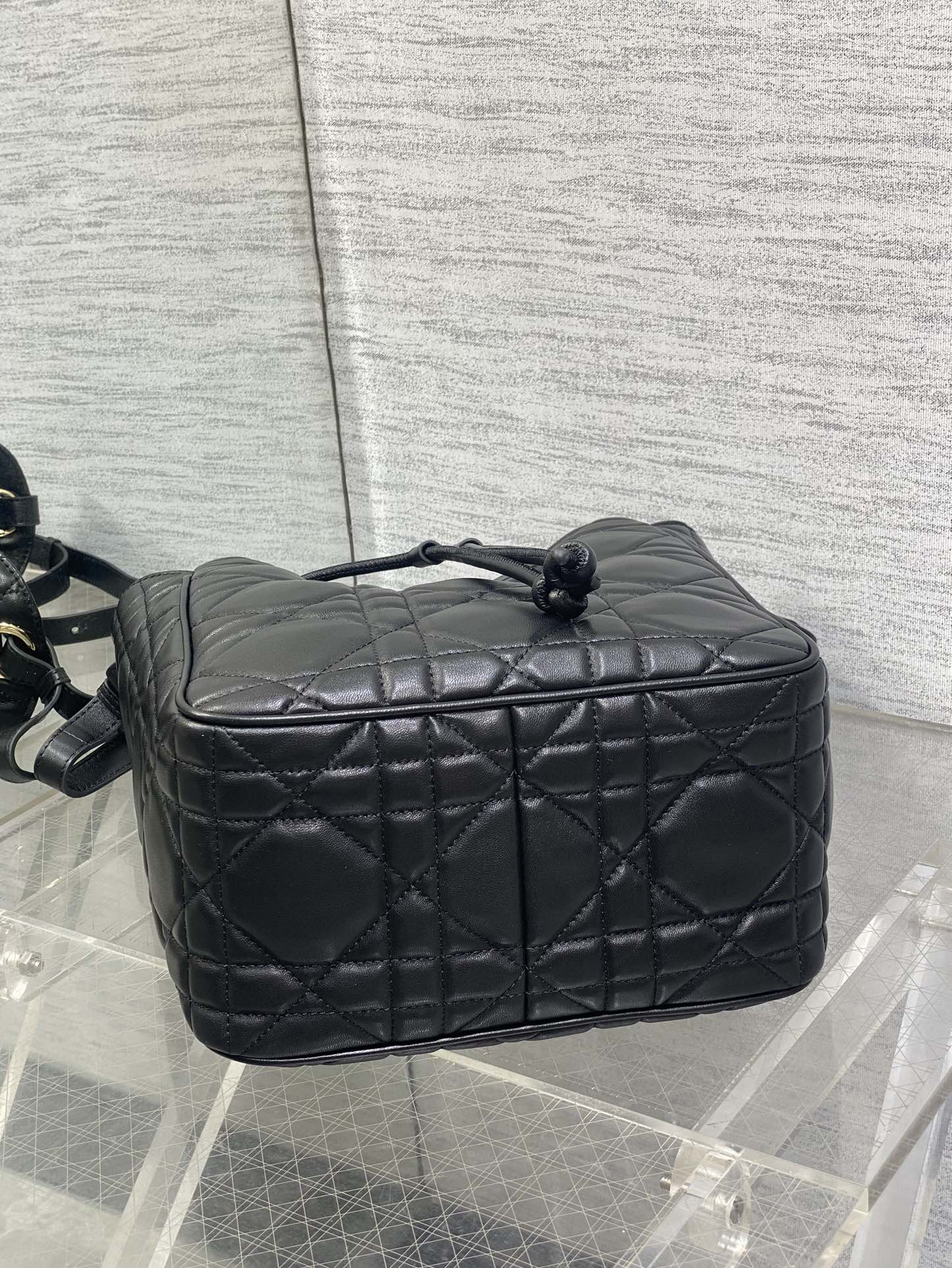 Bagsaaa D10r Medium D-Motion Bag Black Macrocannage Lambskin - 24cm