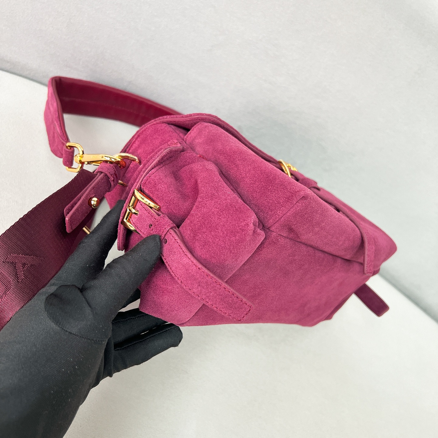 Bagsaaa Pra*a Explore medium suede shoulder bag with flap Burgundy 1BD394 - 30cm