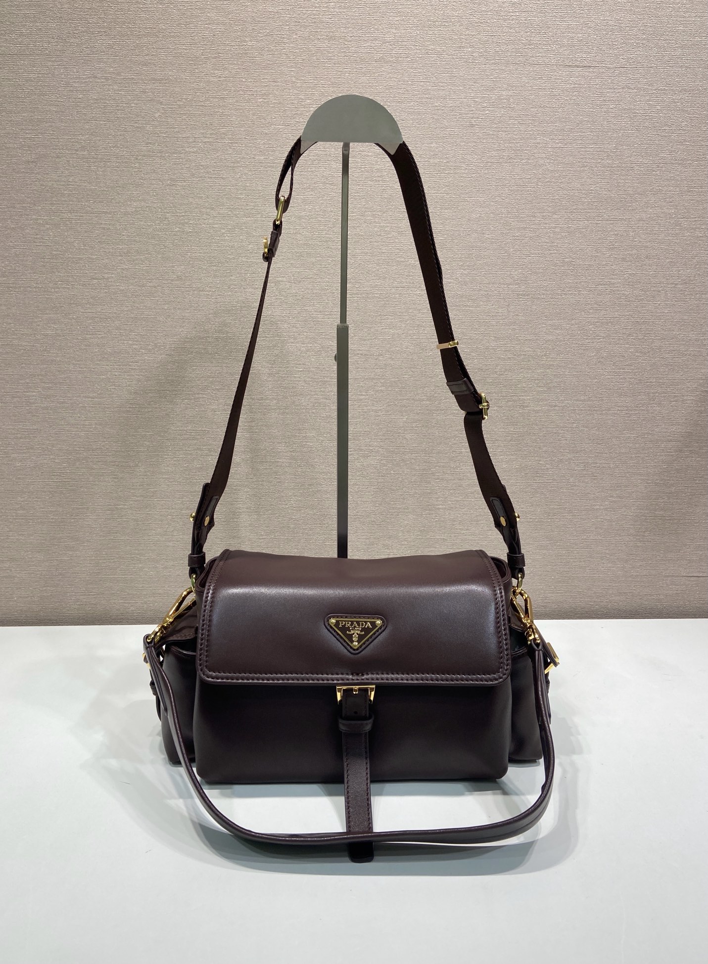 Bagsaaa Medium Pra*a Explore nappa leather shoulder bag with flap 1BD394 dark brown - 30cm