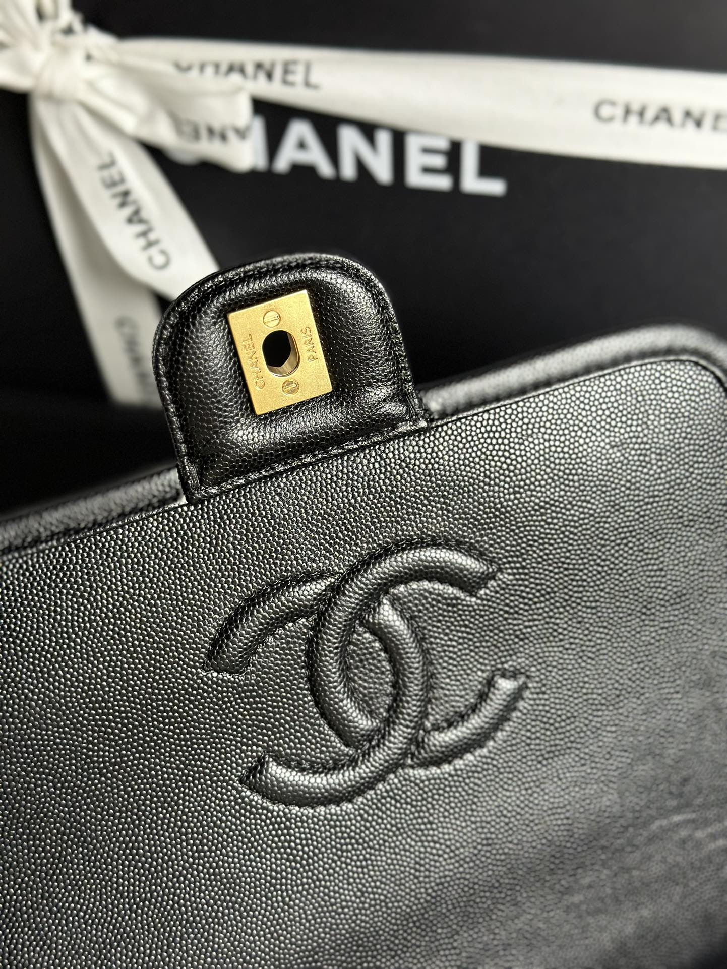 Bagsaaa Ch**el Backpack AS5715 Black Grained Shiny Calfskin - 22cm