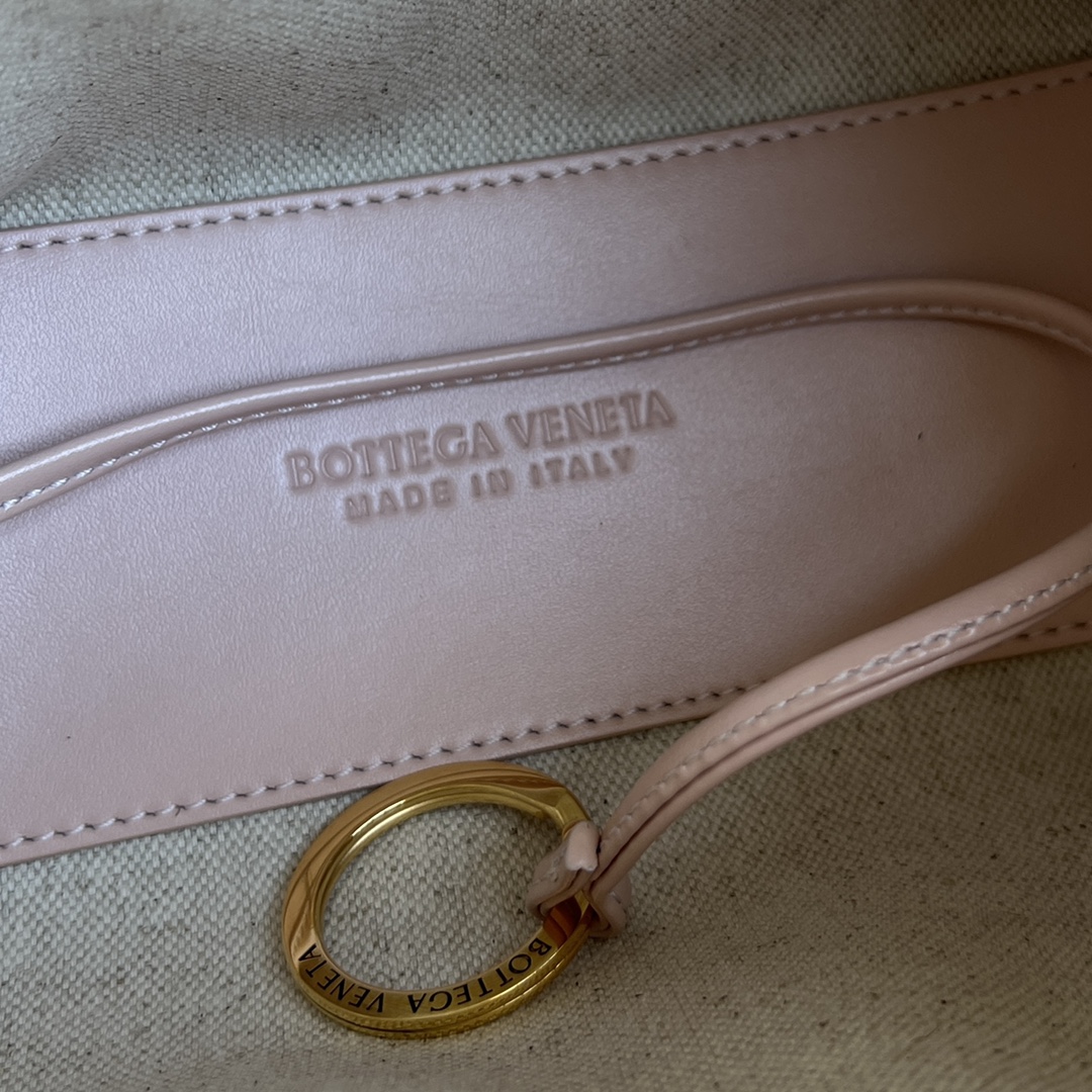Bagsaaa B0tt*ga Ven*ta Top Handle Loop 796615 Light Pink - 13x21x13cm