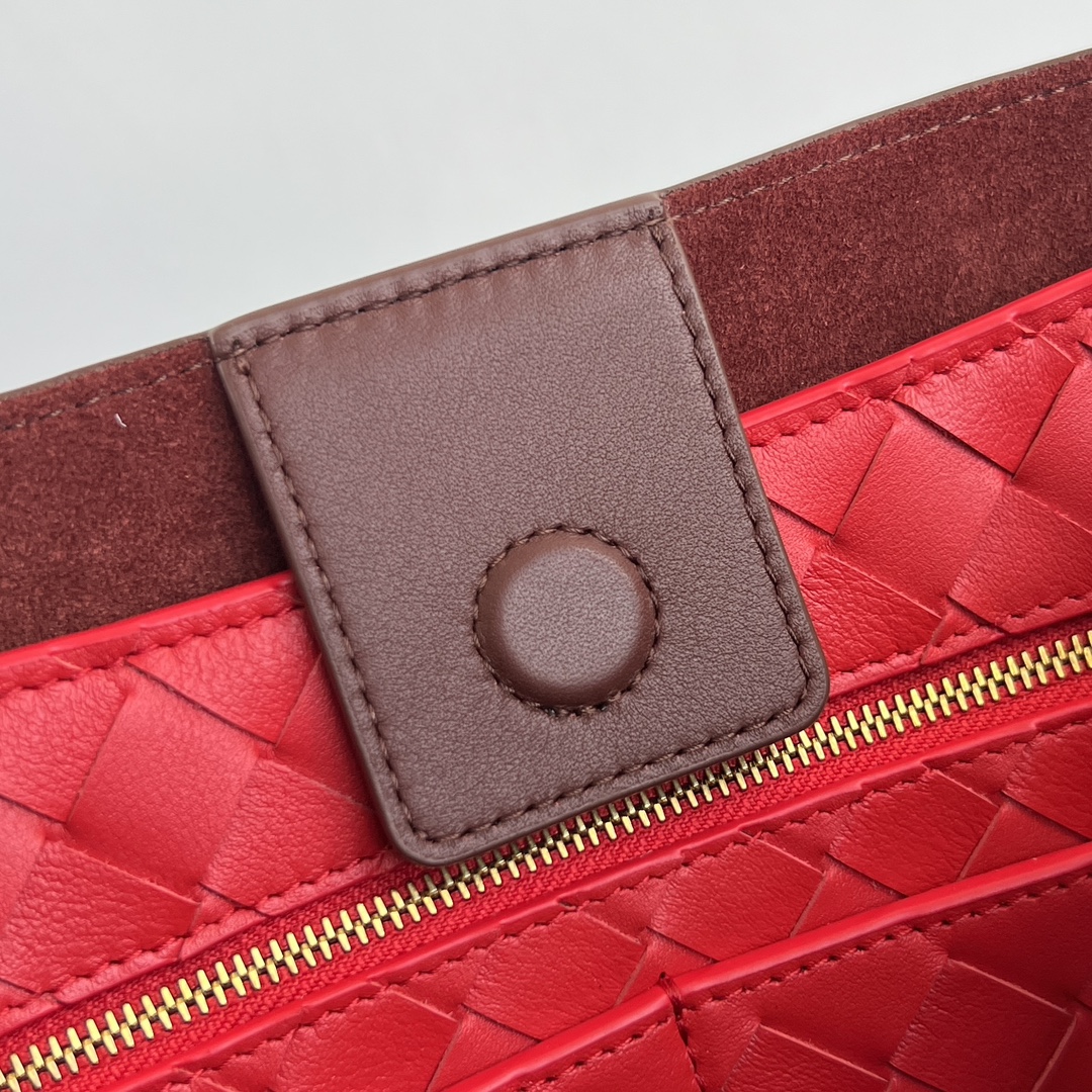 Bagsaaa B0tt*ga Ven*ta Andiamo 810214 Red - 32x25x11 cm