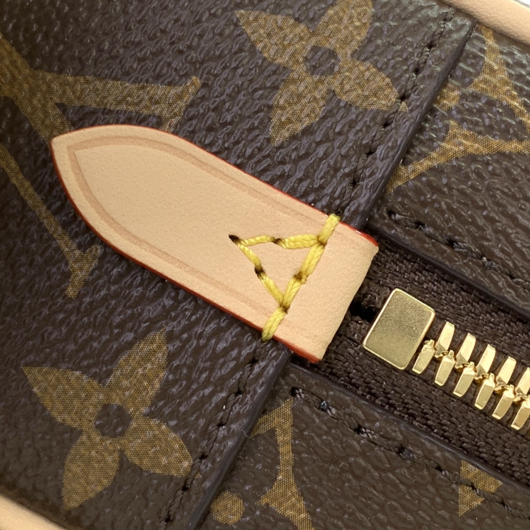 Bagsaaa LV M47031 Hang On Bag Monogram - 26cm