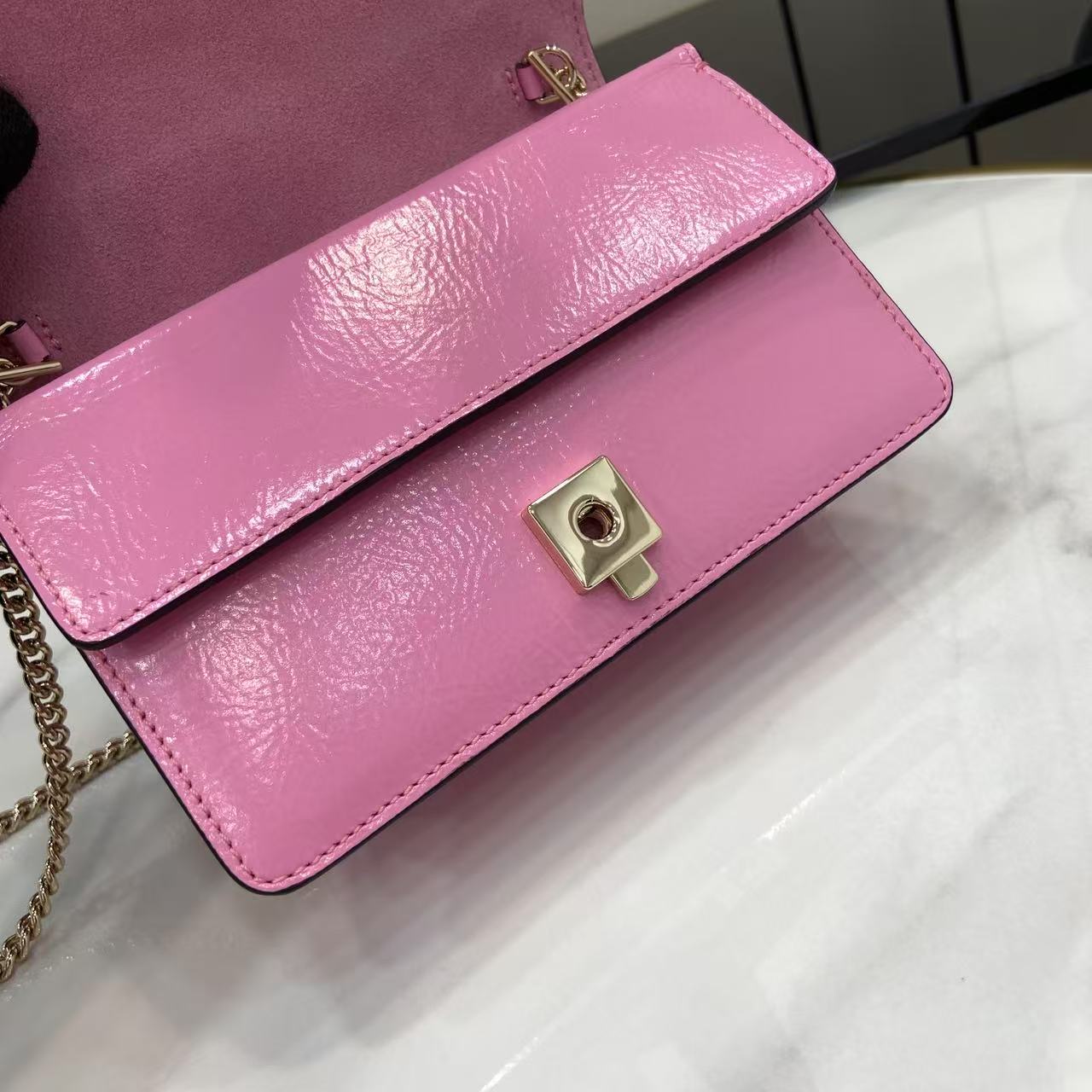 Bagsaaa Gvc*1 Dionysus mini shoulder bag 837370 Pink patent - 17.5cm
