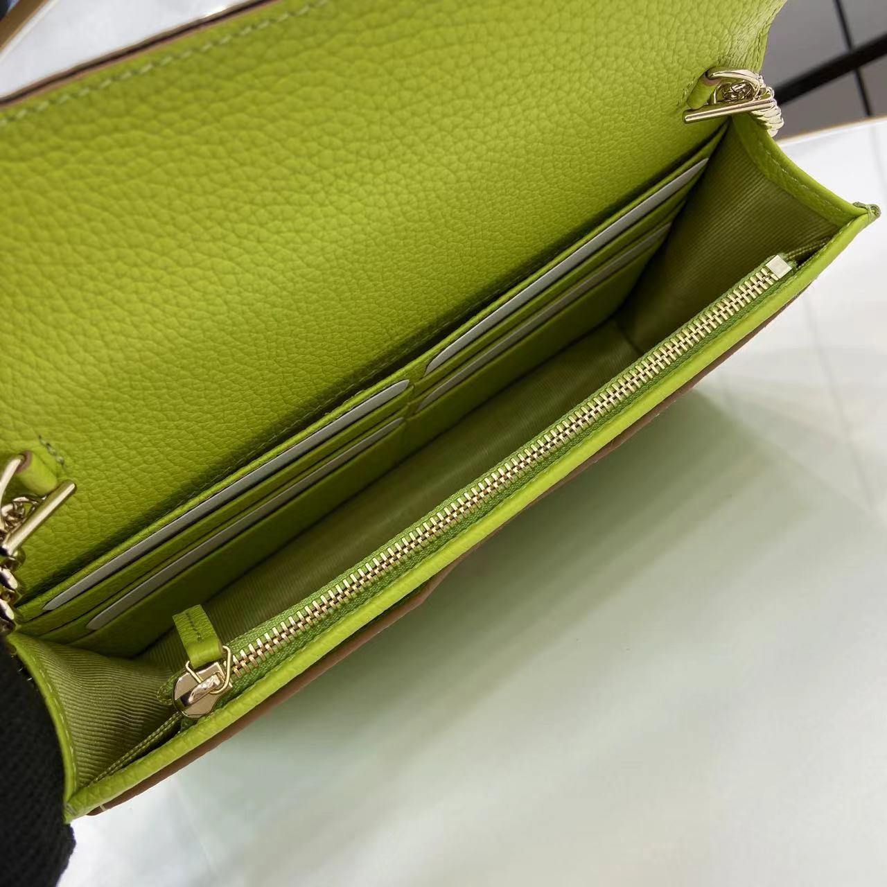 Bagsaaa Gvc*1 GG Marmont WOC 497985 beige and bright green - 20cm