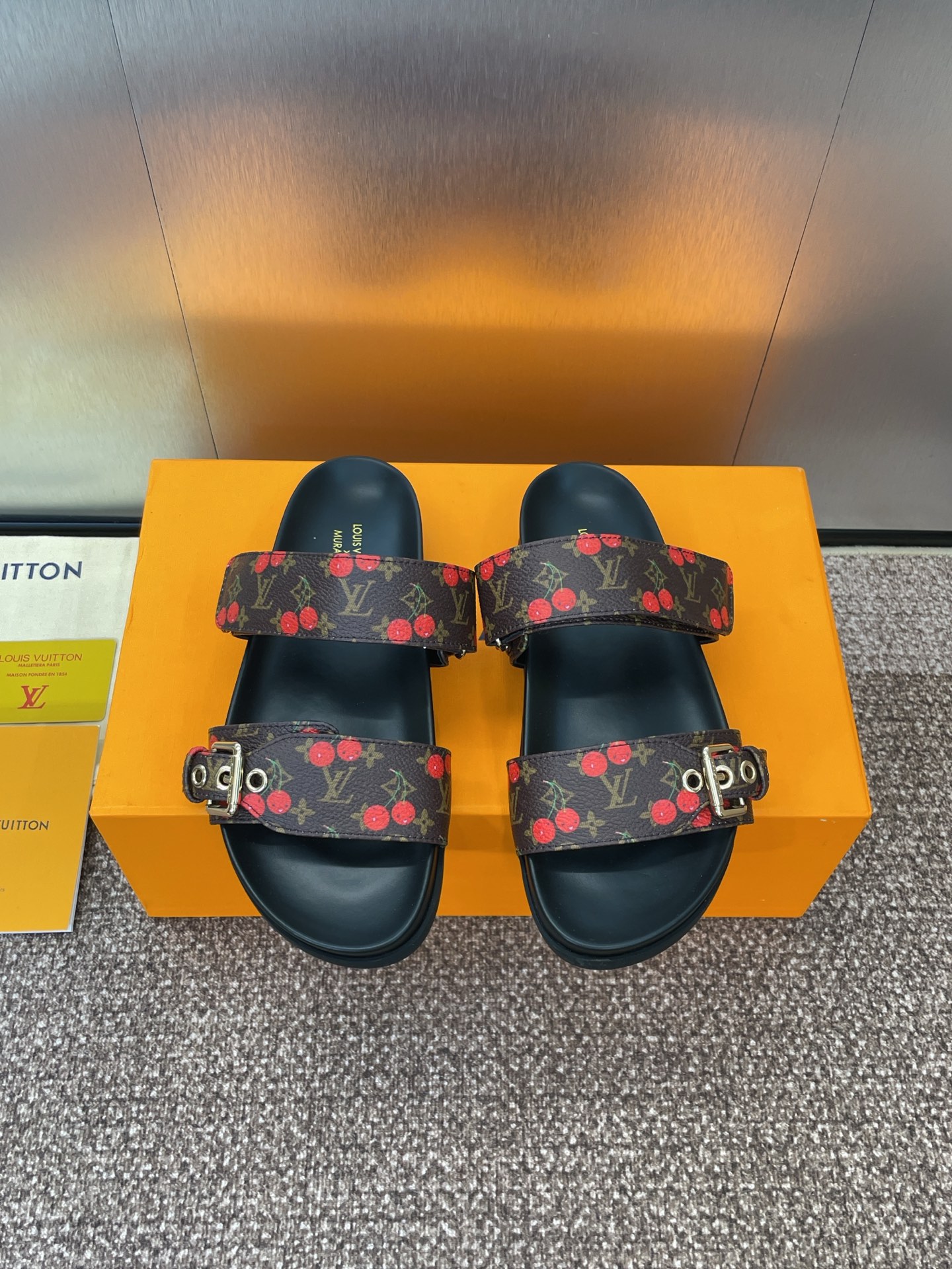Bagsaaa LV x TM Bom Dia Flat Comfort Mule Monogram cherry