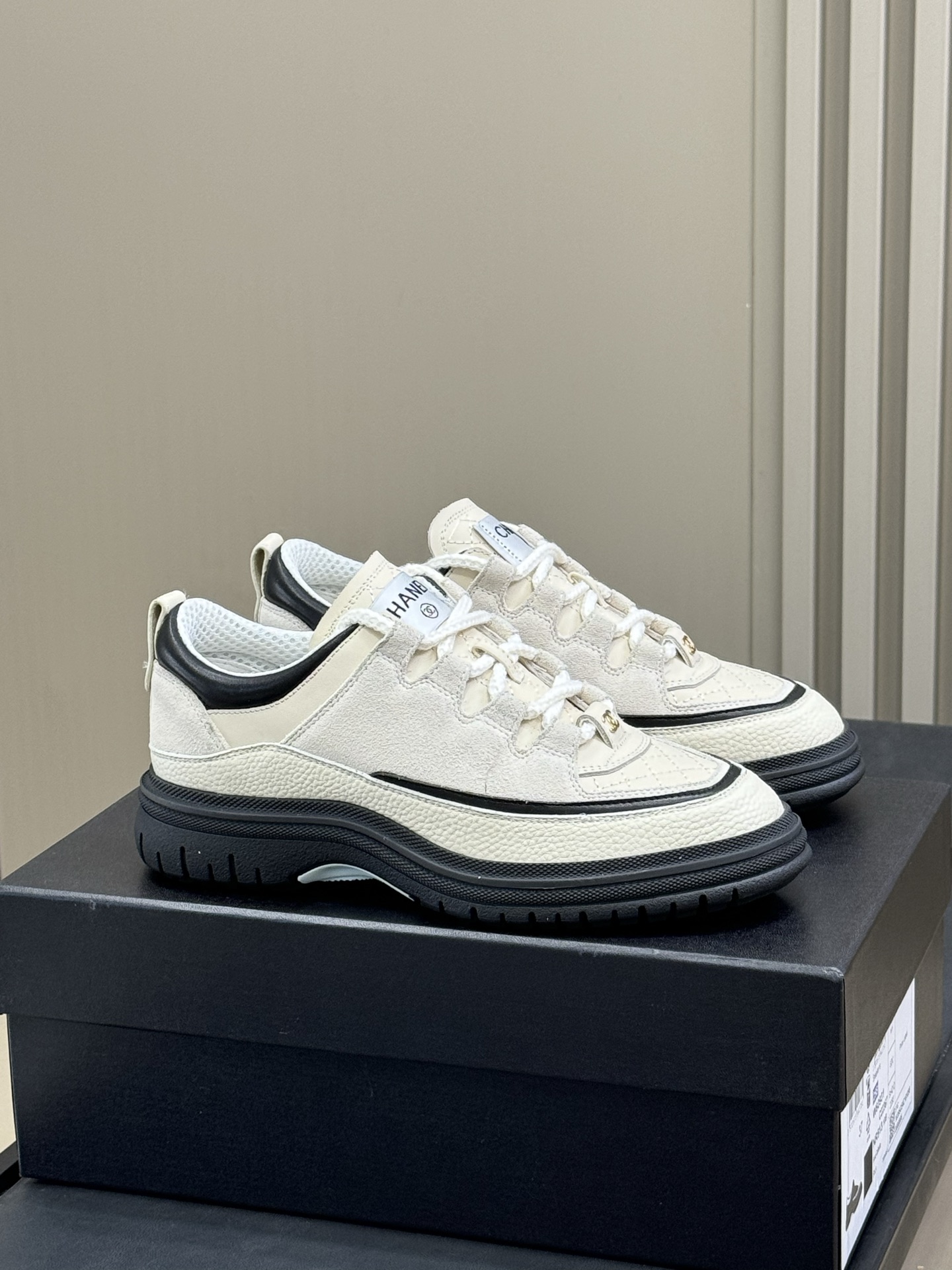 Bagsaaa Ch**el Trainers G46258 White & Black