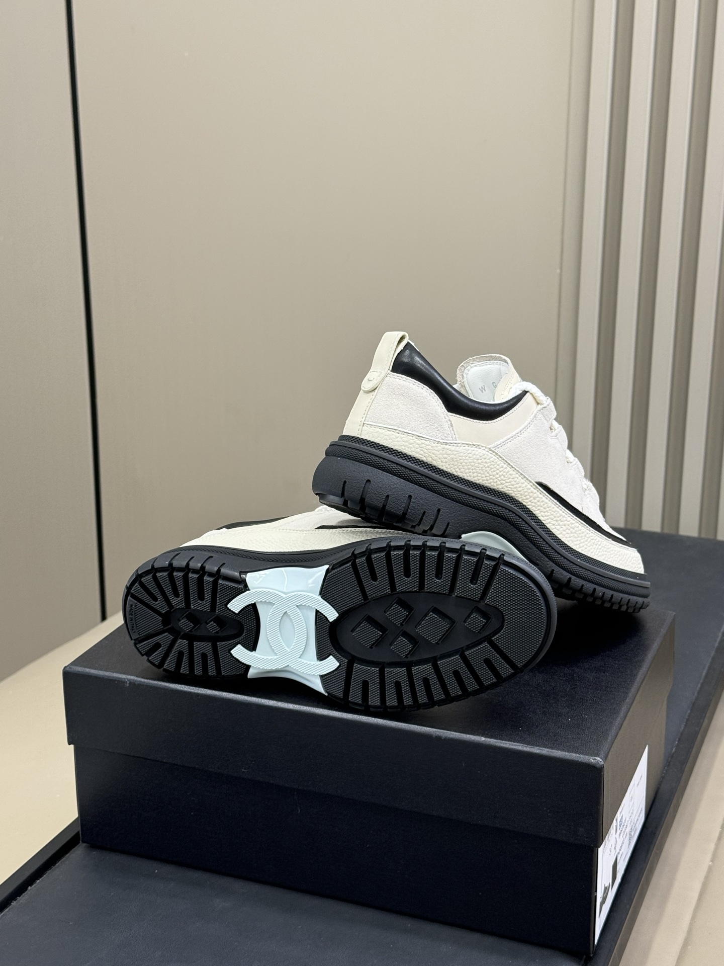 Bagsaaa Ch**el Trainers G46258 White & Black