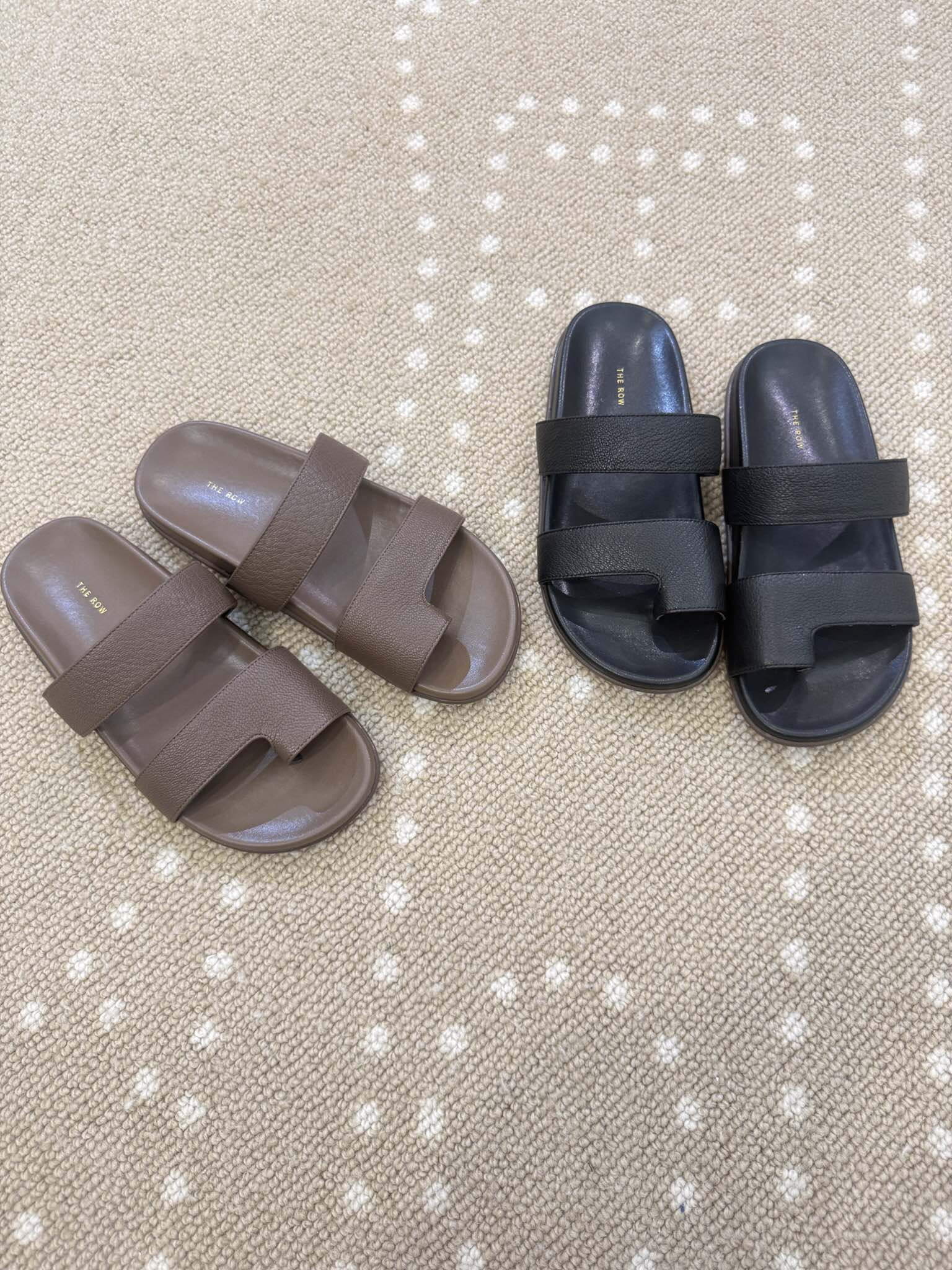 Bagsaaa The R0w Hugh Leather Sandals