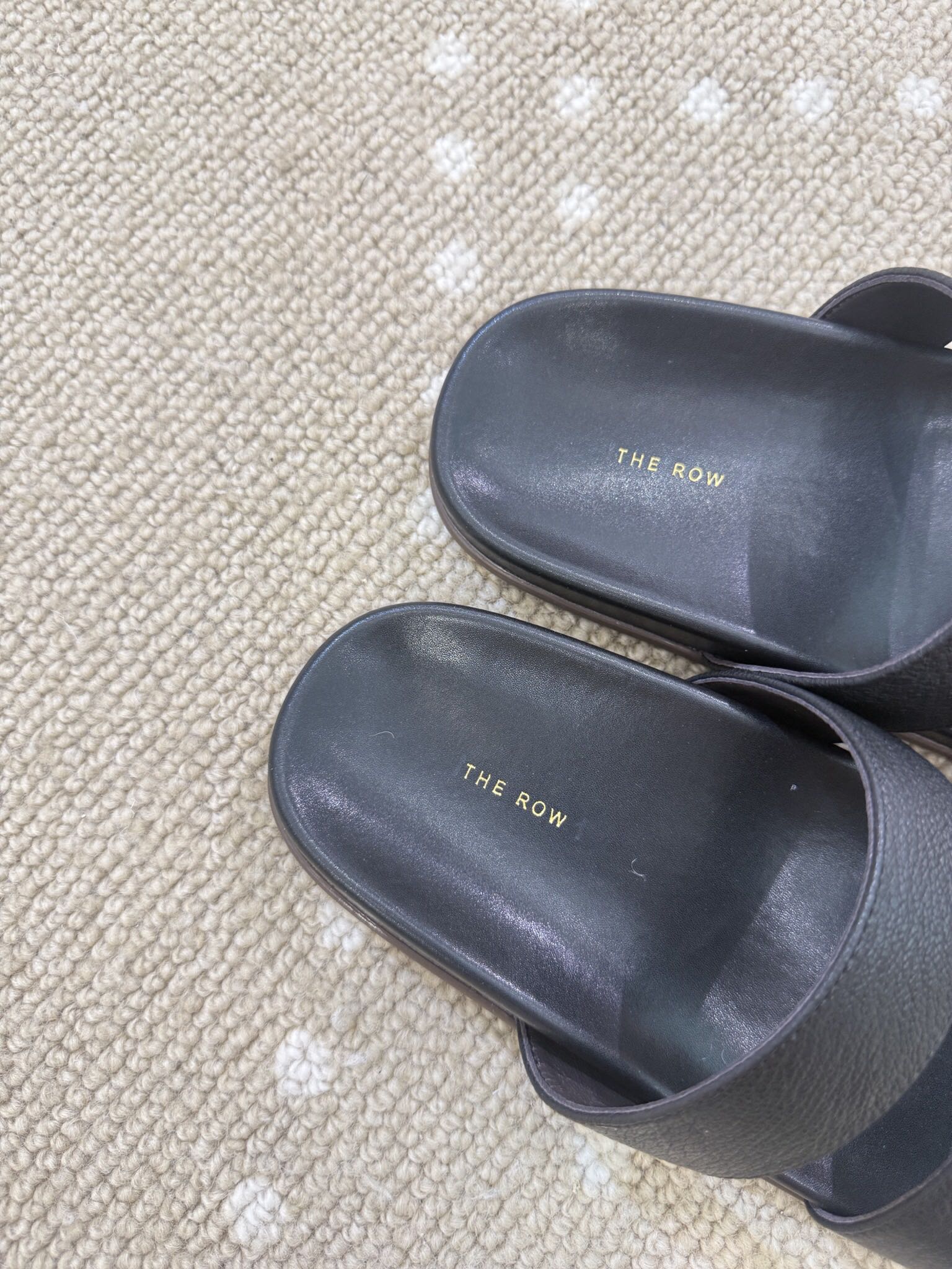 Bagsaaa The R0w Hugh Leather Sandals Black