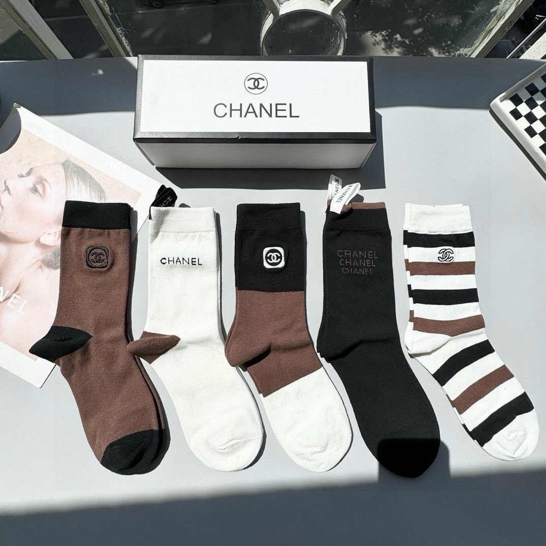 Bagsaaa Ch**el Socks Set