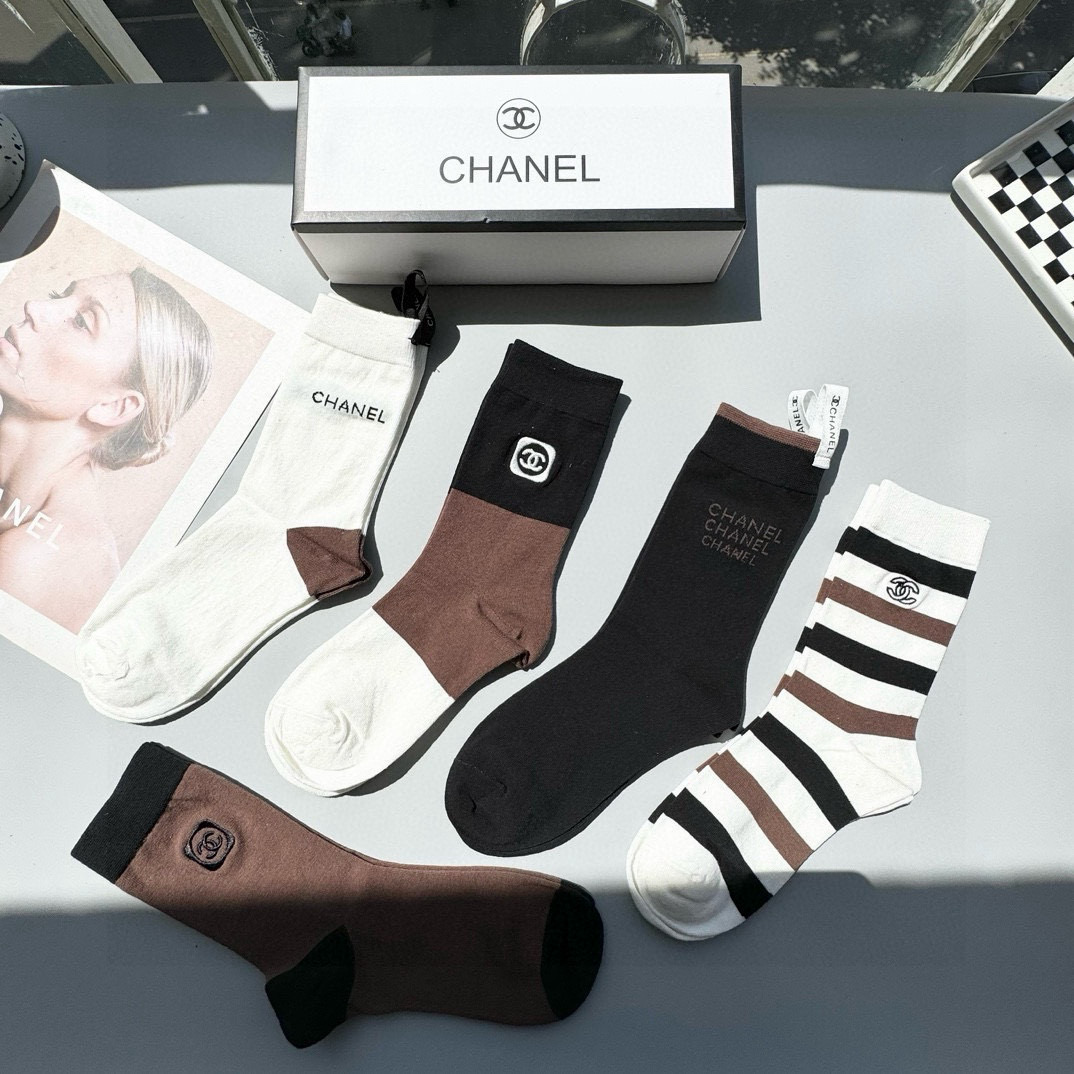 Bagsaaa Ch**el Socks Set