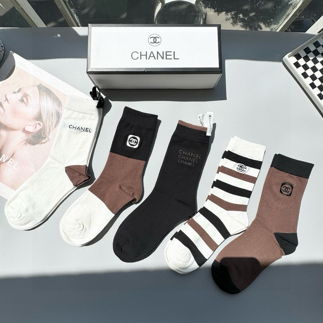 Bagsaaa Ch**el Socks Set