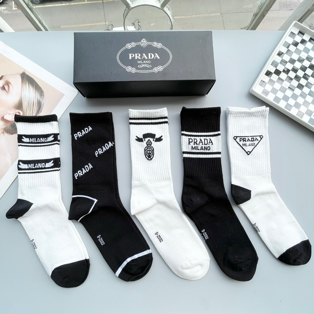 Bagsaaa Combo Pra*a Socks