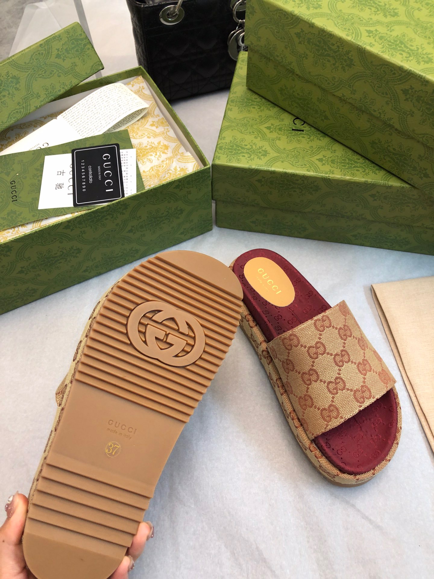 Bagsaaa Gvc*1 original GG slide sandal