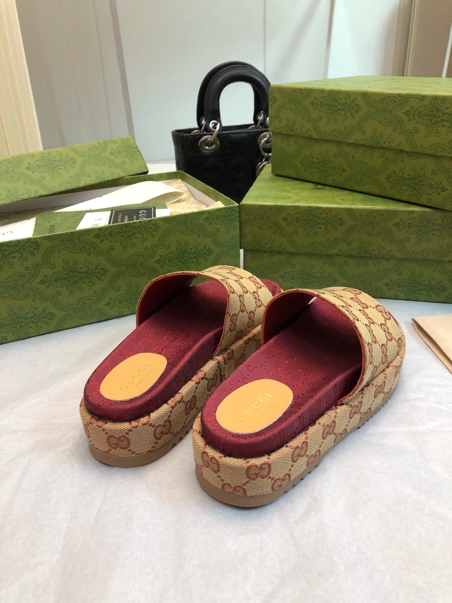 Bagsaaa Gvc*1 original GG slide sandal