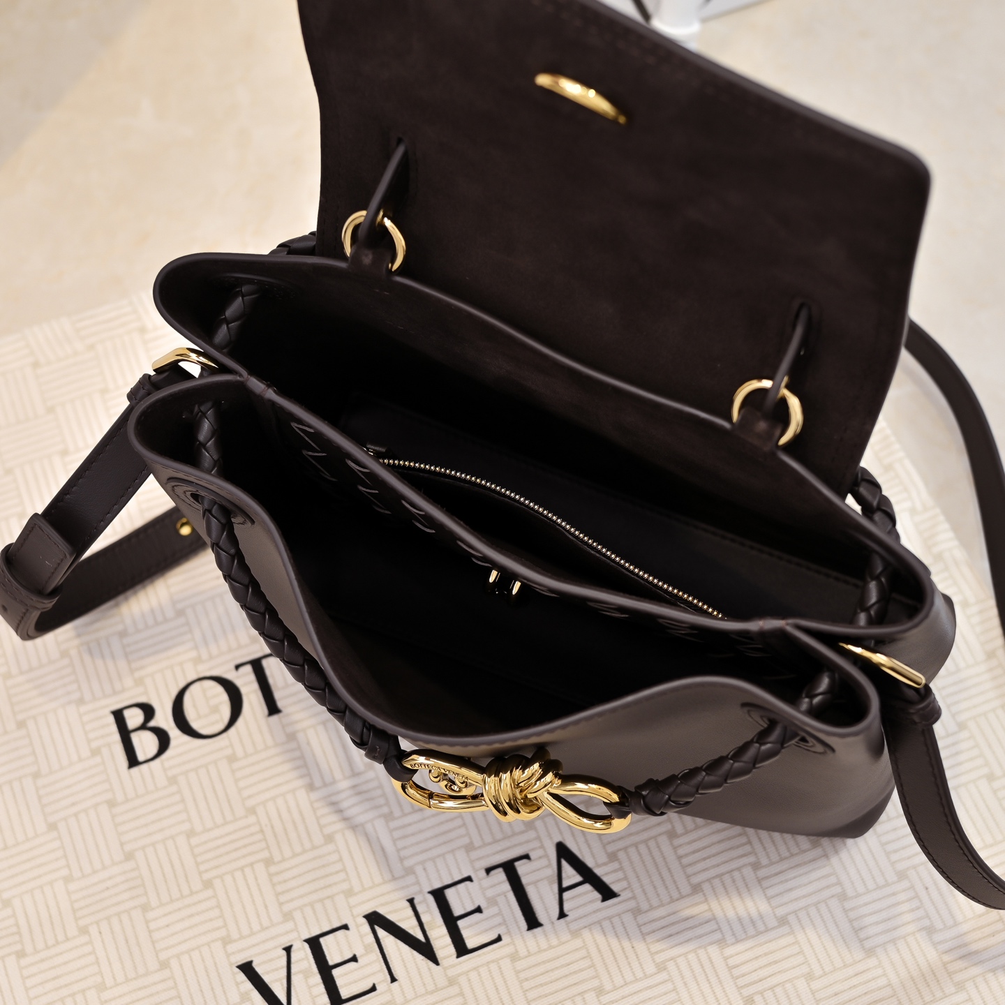 Bagsaaa B0tt*ga Ven*ta Small Ciao Ciao 835835 Fondant - 26cm