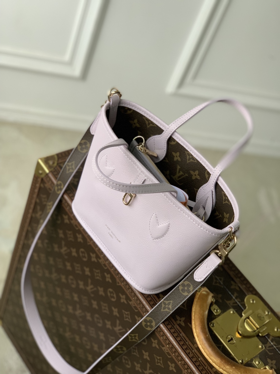 Bagsaaa LV M25656 Neverfull Bandoulière Inside Out BB Misty Lilac - 26,5cm