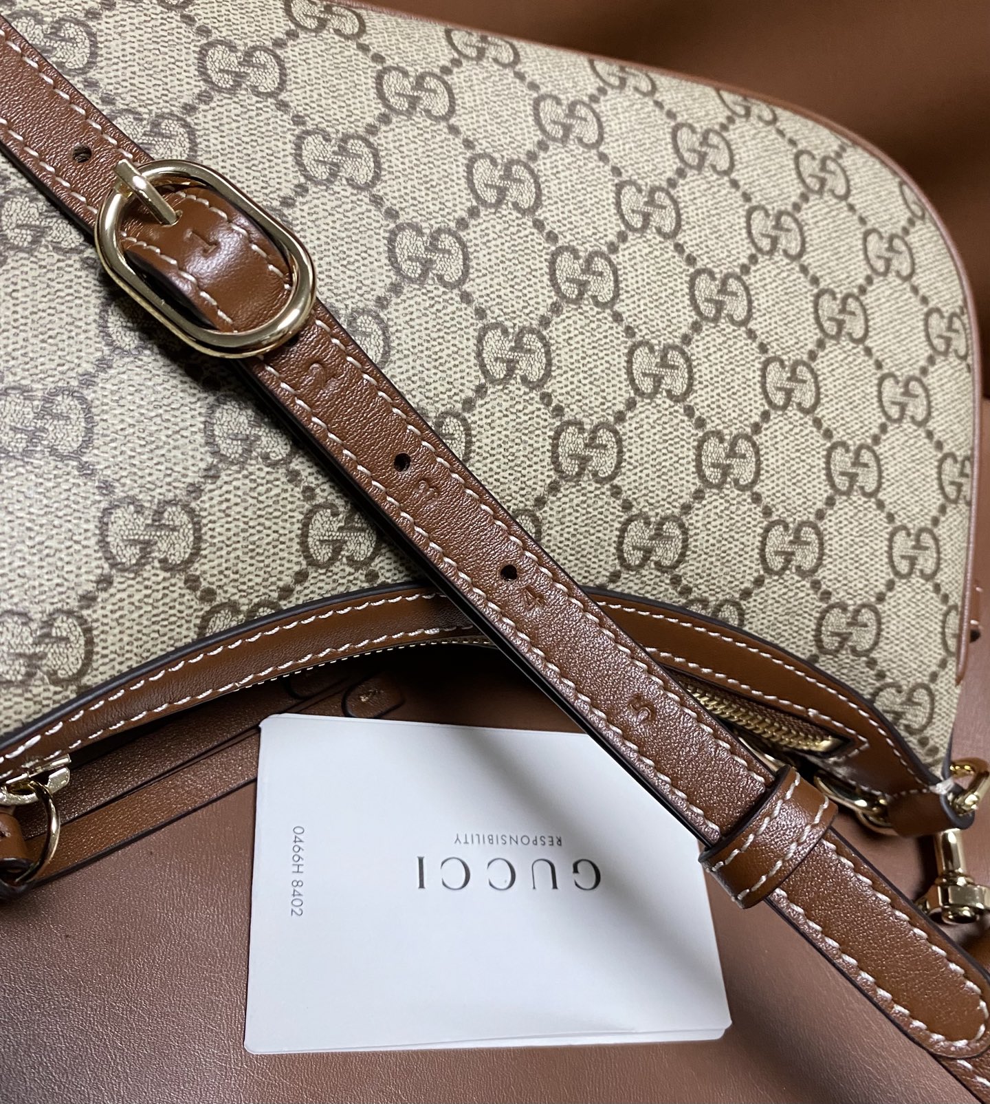 Bagsaaa Gvc*1 GG Emblem small shoulder bag 847447 beige & brown - 24cm