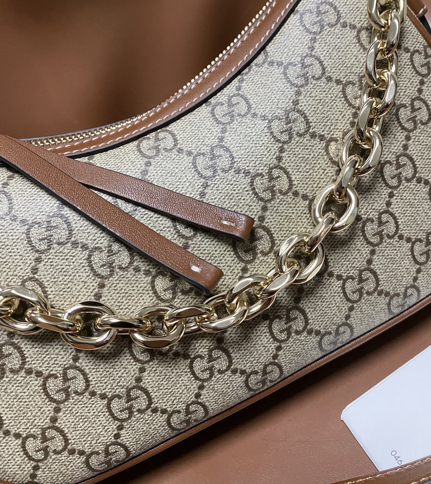 Bagsaaa Gvc*1 GG Emblem small shoulder bag 847447 beige & brown - 24cm
