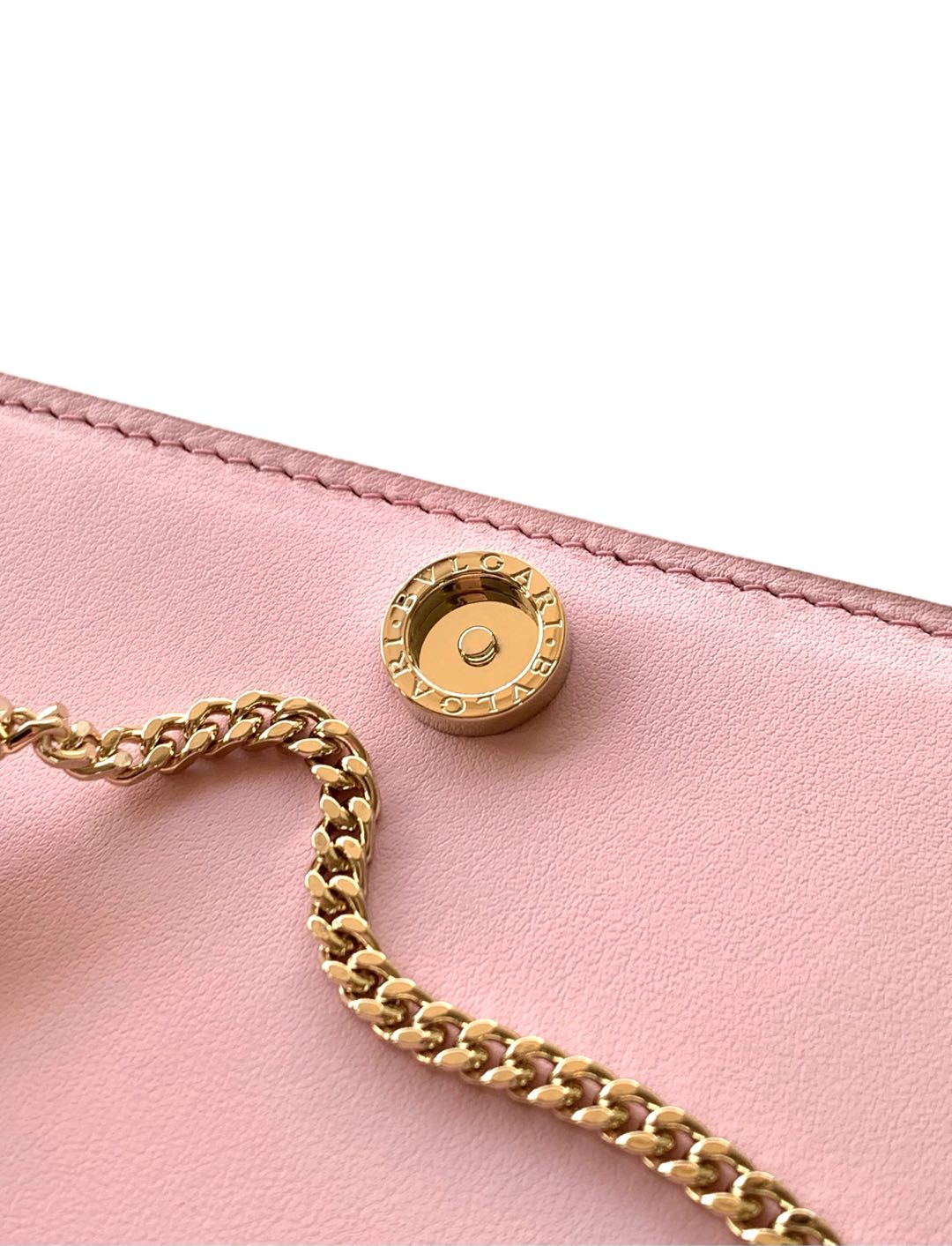 Bagsaaa Bulgari Pink Embossed Crossbody Bag - 19cm