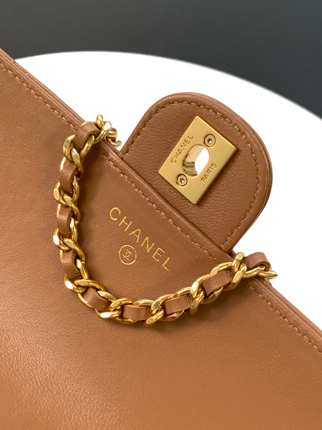 Bagsaaa Ch**el Wallet on Chain AP4674 Brown - 19cm