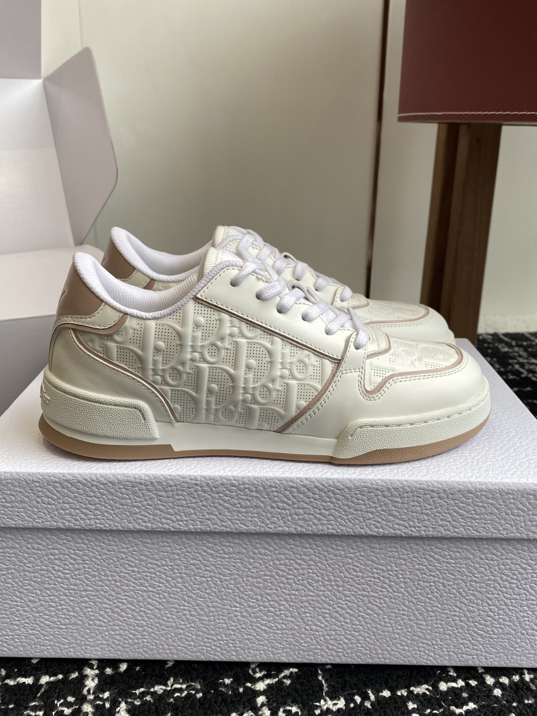 Bagsaaa D10r One Sneaker White and Nude D10r Oblique Perforated Calfskin