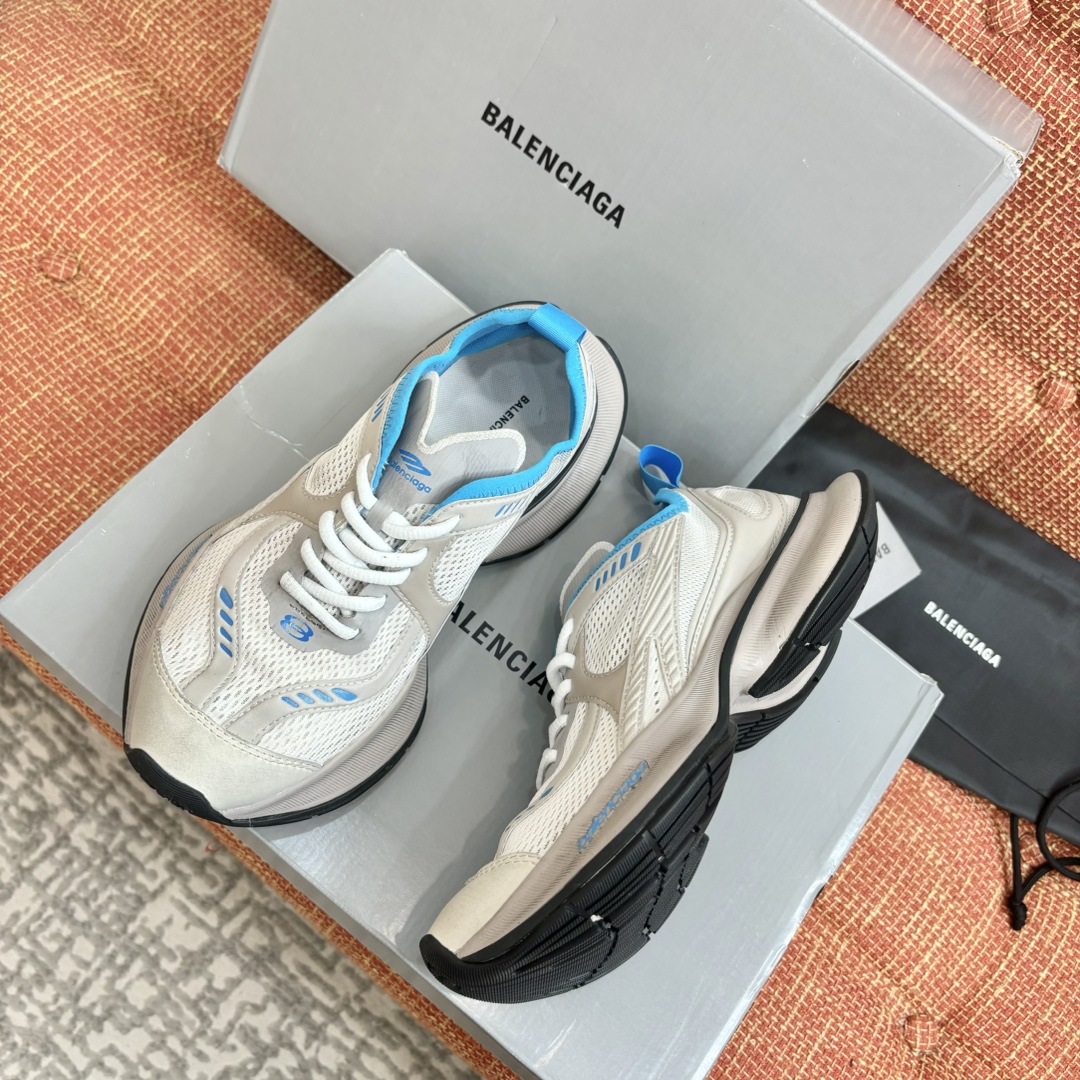 Bagsaaa Ba1en*iaga - Circuit Beige / Blue Low Top Sneakers
