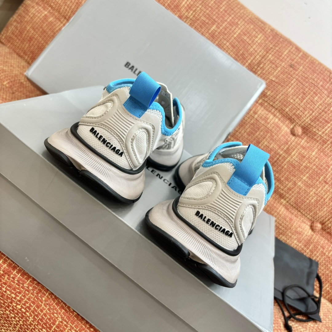 Bagsaaa Ba1en*iaga - Circuit Beige / Blue Low Top Sneakers