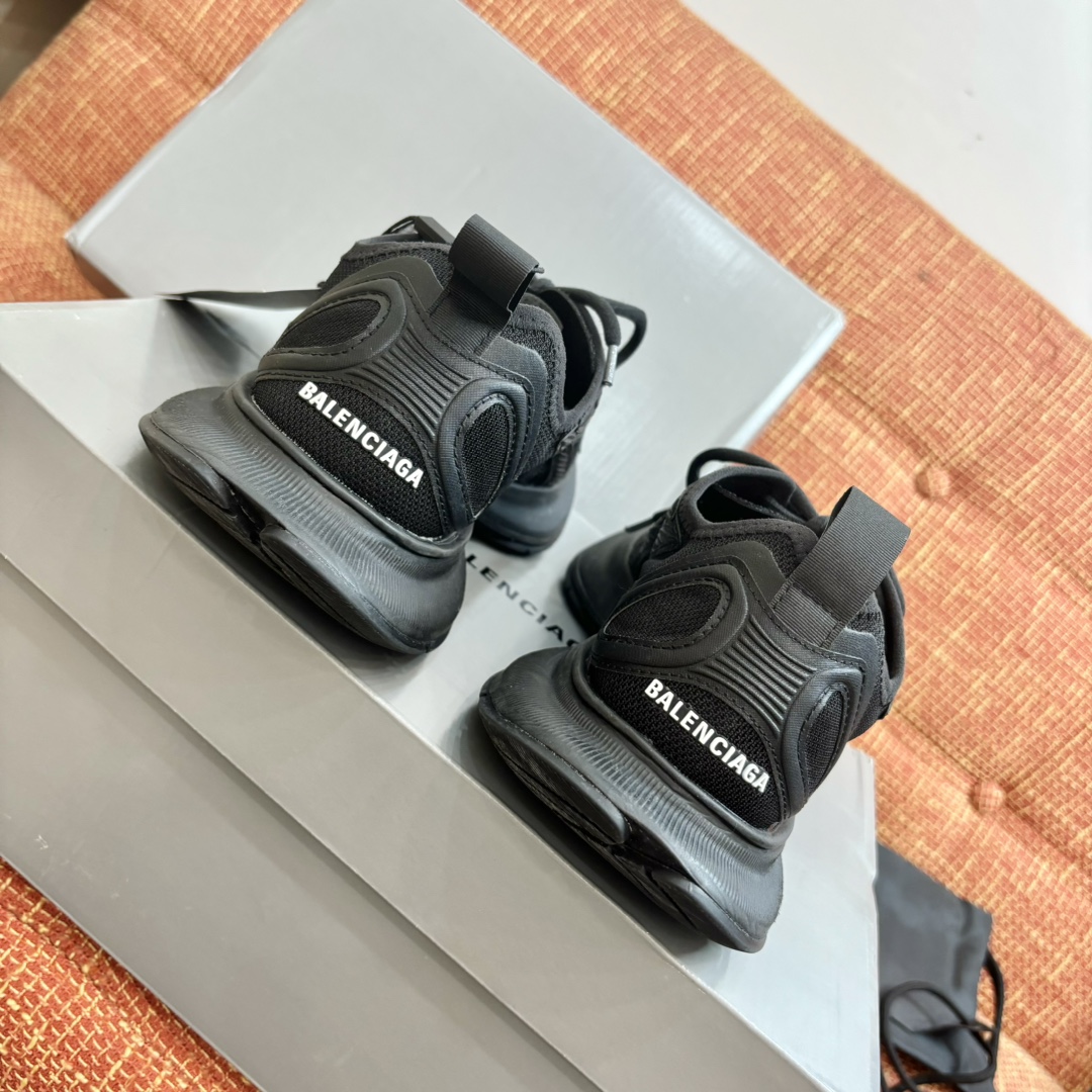 Bagsaaa Ba1en*iaga - Circuit Black Low Top Sneakers