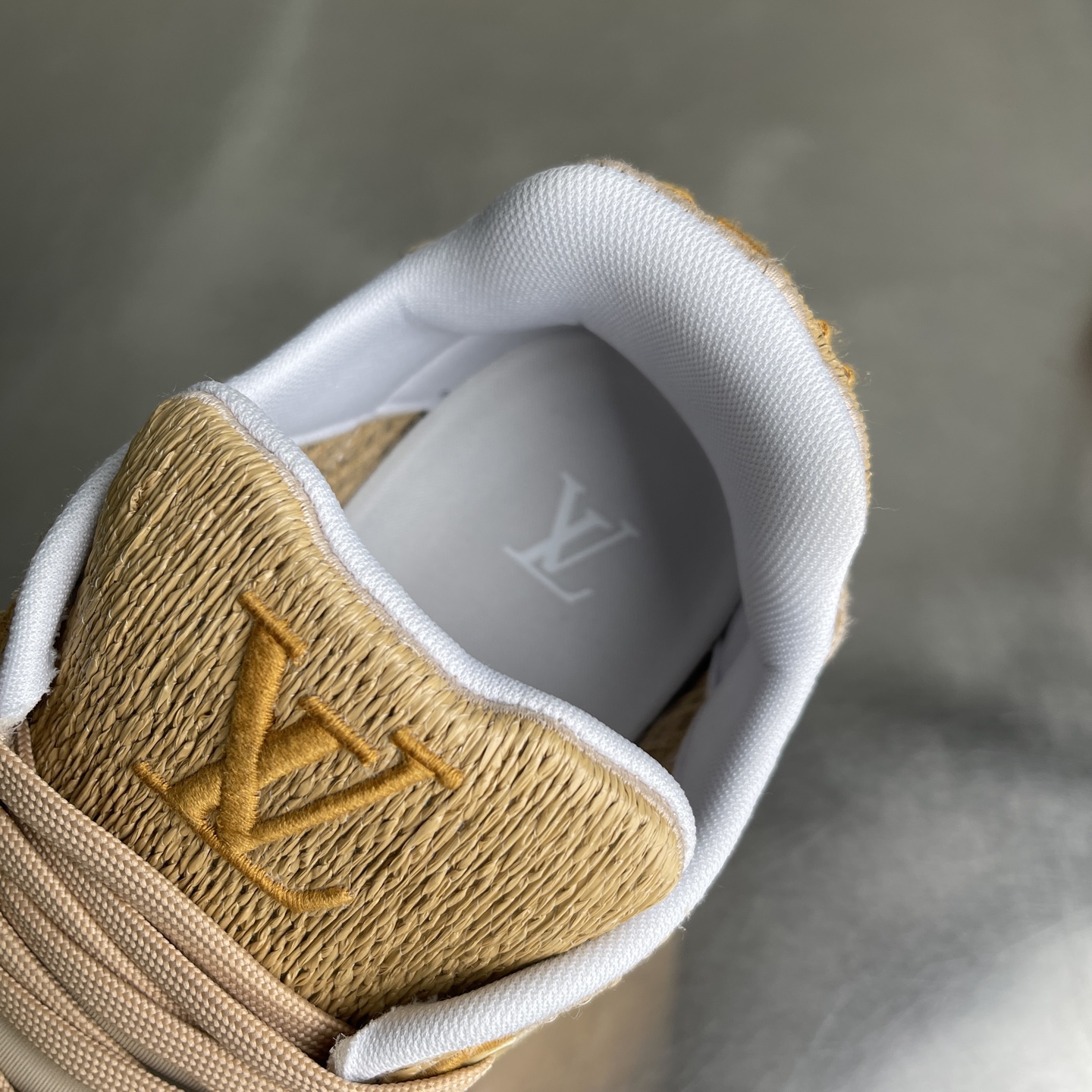 Bagsaaa LV Trainer Sneaker Beige Raffia