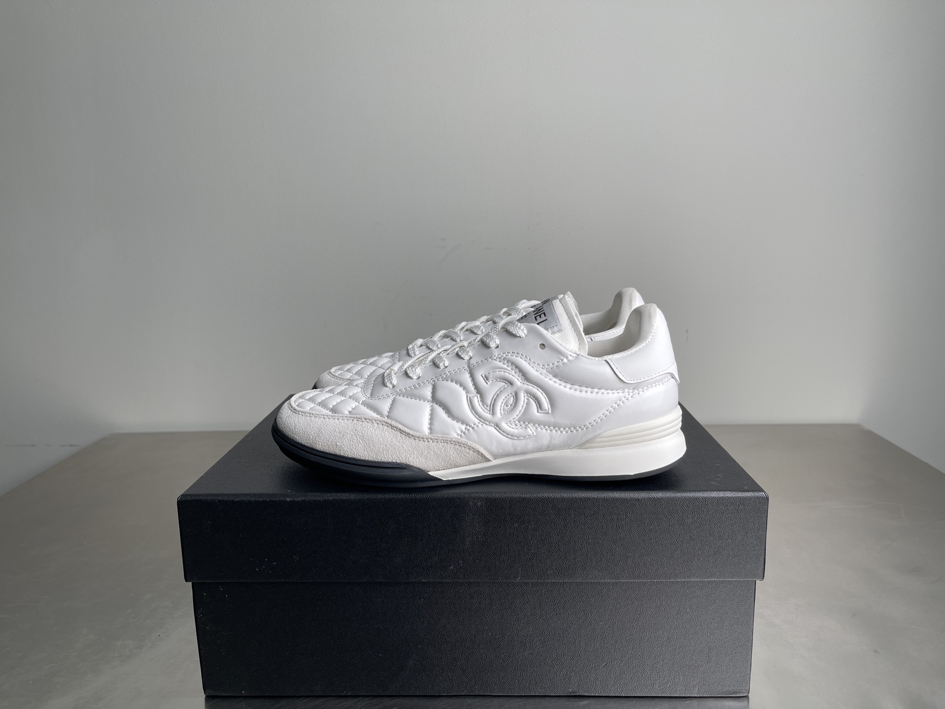 Bagsaaa Ch**el Trainers G45839 White