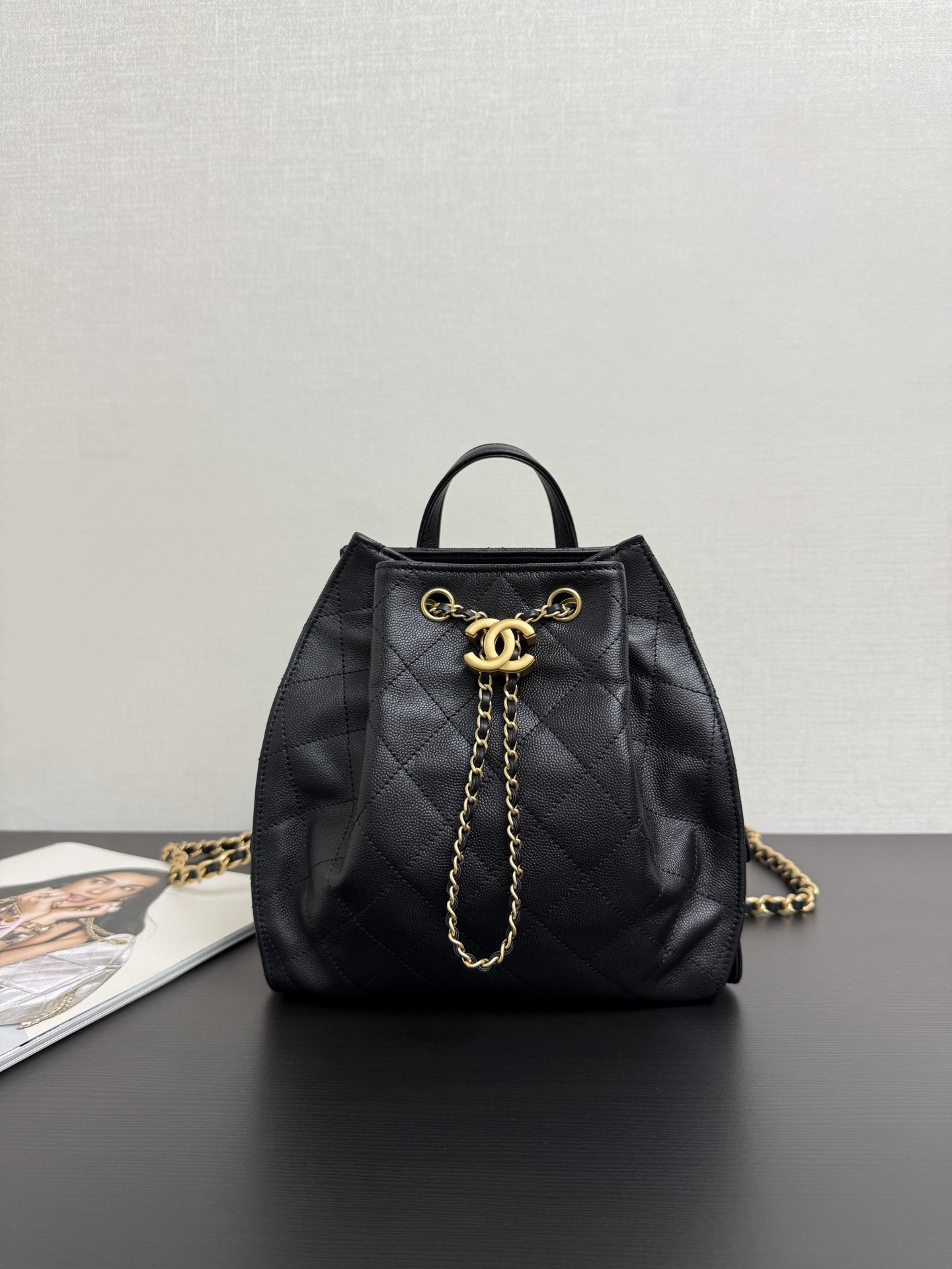 Bagsaaa Ch**el 25 Medium Backpack AS5600 Black Caviar - 23cm