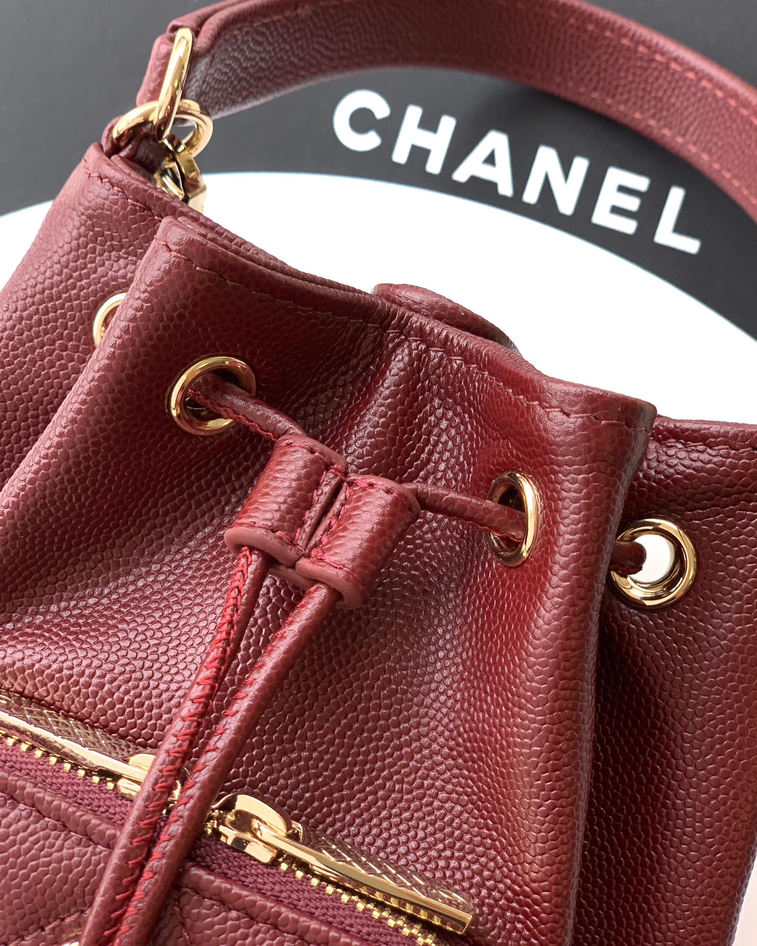 Bagsaaa Ch**el Clutch with chain AP4775 Red Caviar - 15cm