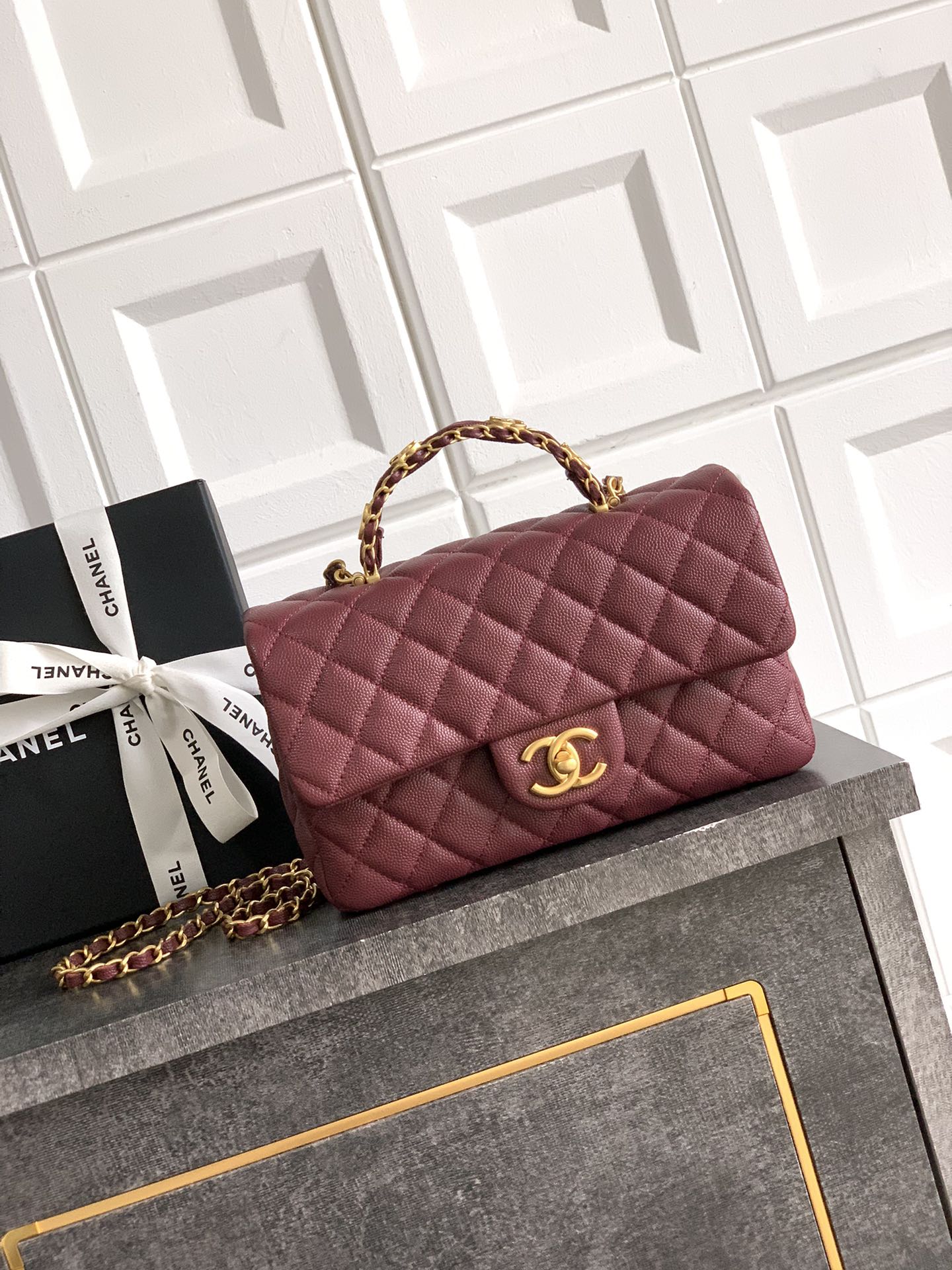 Bagsaaa Ch**el Small Flap Bag With Top Handle AS5702 Red - 22.5cm