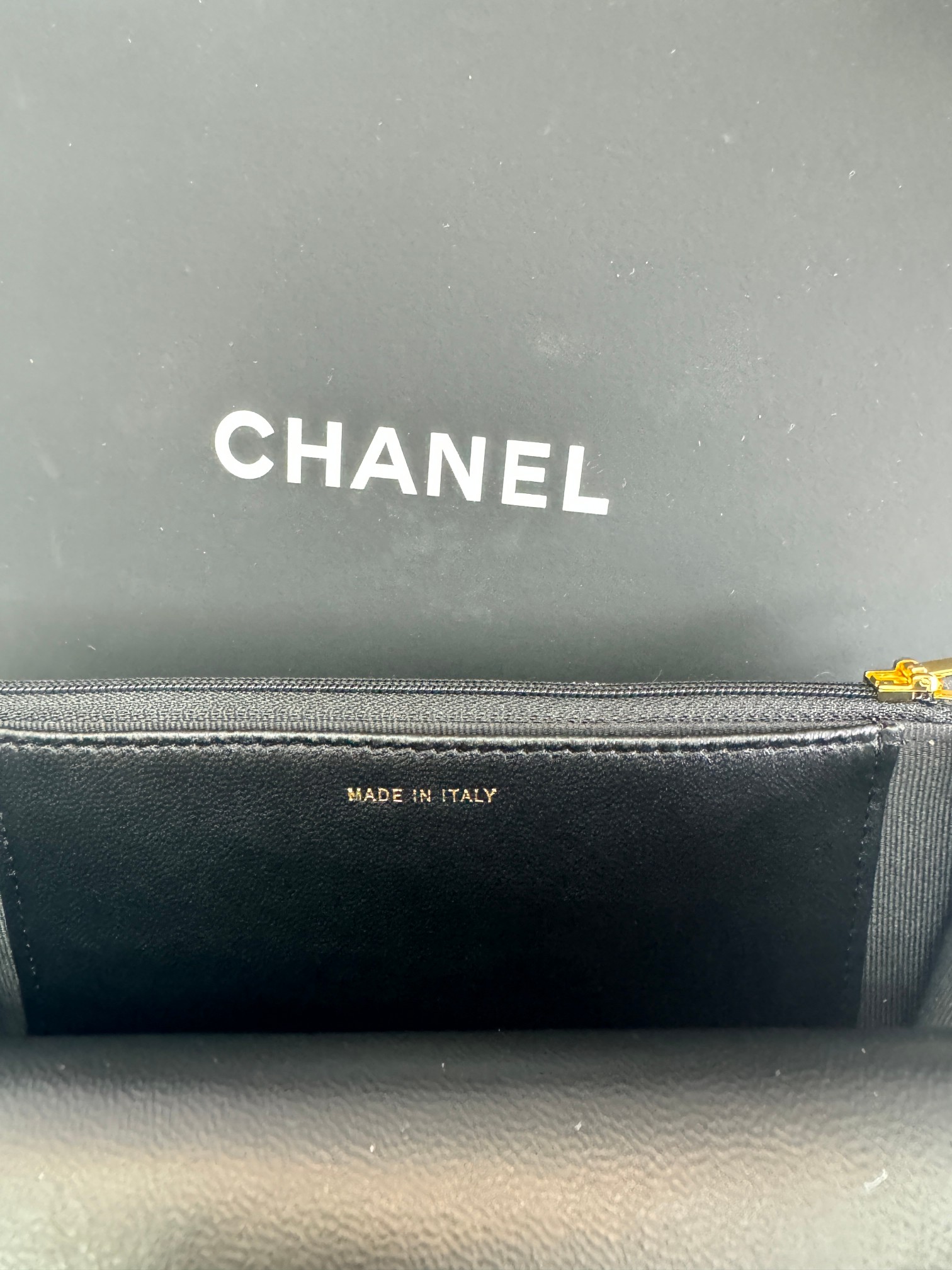 Bagsaaa Ch**el Wallet On Chain Black AP4694 Shiny Lambskin - 19.2cm
