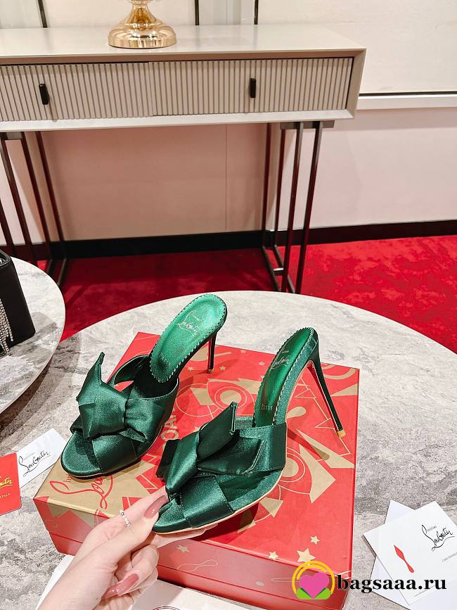 Bagsaaa Chr1st1an Louboutin Matricia Mules 