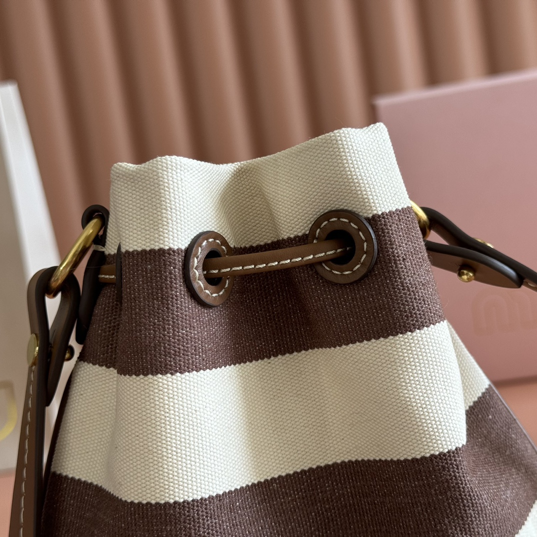 Bagsaaa Miu Miu Striped fabric drawstring pouch 5ND016 brown - 23cm