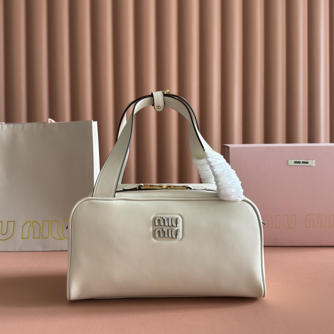 Bagsaaa Miu Miu Leather top-handle bag 5BB182 white - 28cm