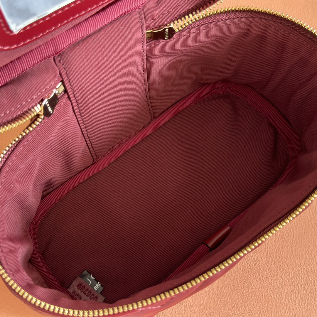 Bagsaaa Gvc*1 GG Marmont mini vanity bag 837454 red - 19cm