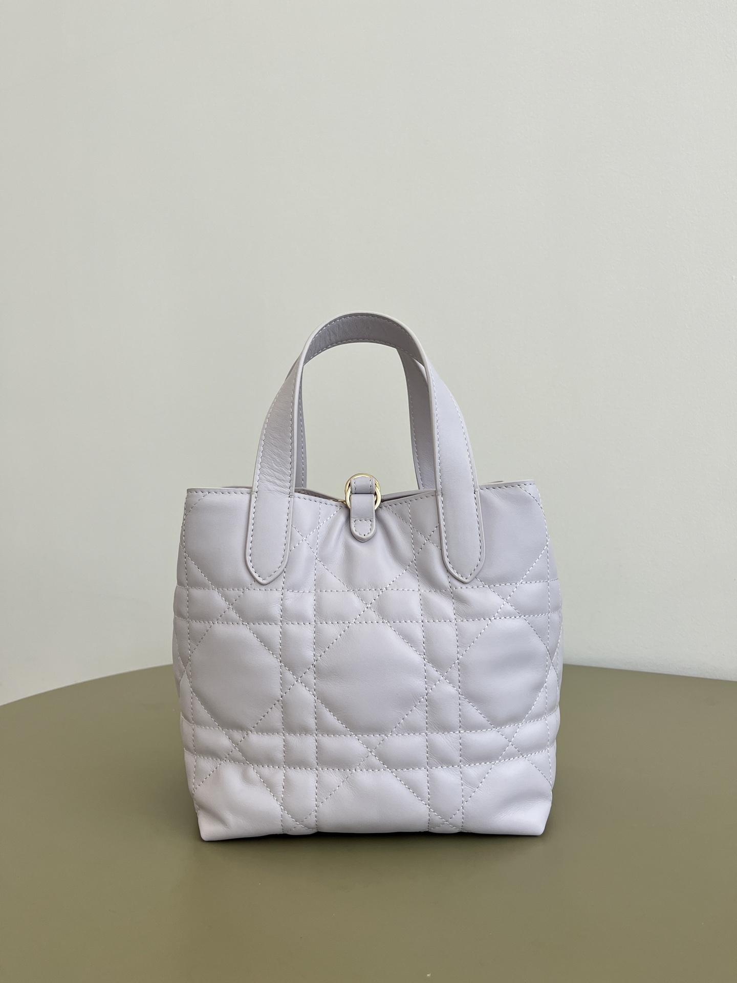 Bagsaaa Small D10r Toujours Vertical Tote Bag Lilac Macrocannage Calfskin - 16 x 18 x 12 cm