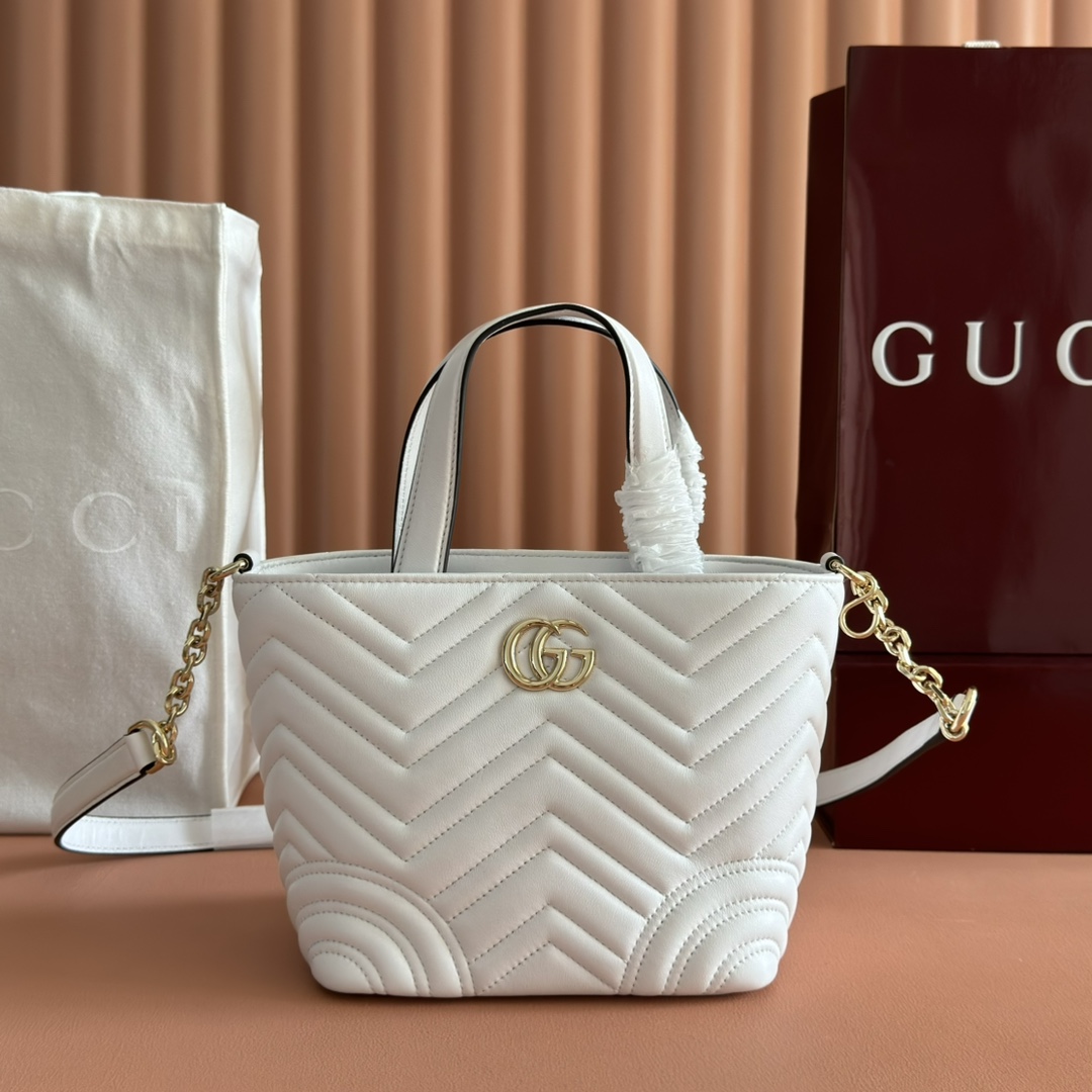 Bagsaaa Gvc*1 Betty small tote bag 847386 white -18cm