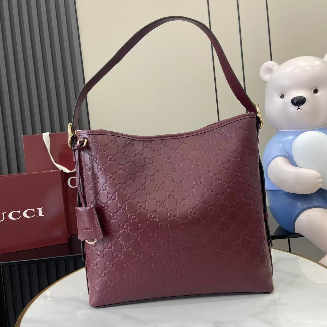 Bagsaaa Gvc*1 GG Emblem medium shoulder bag 847452 dark red - 30.5cm