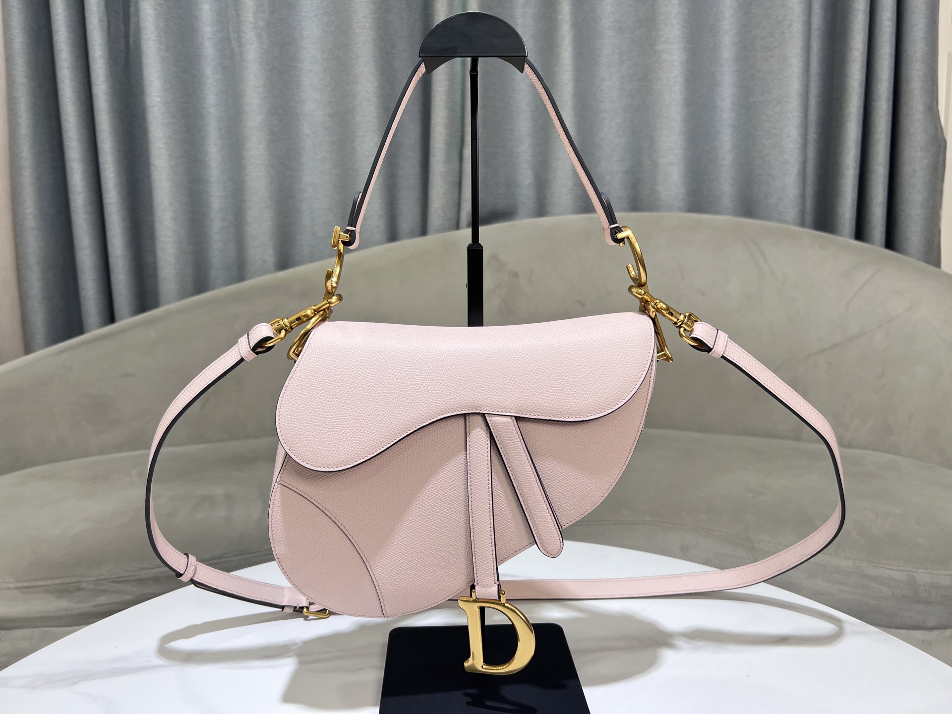 Bagsaaa D10r Saddle Bag with Strap Light Pink Grained Calfskin - 25.5cm