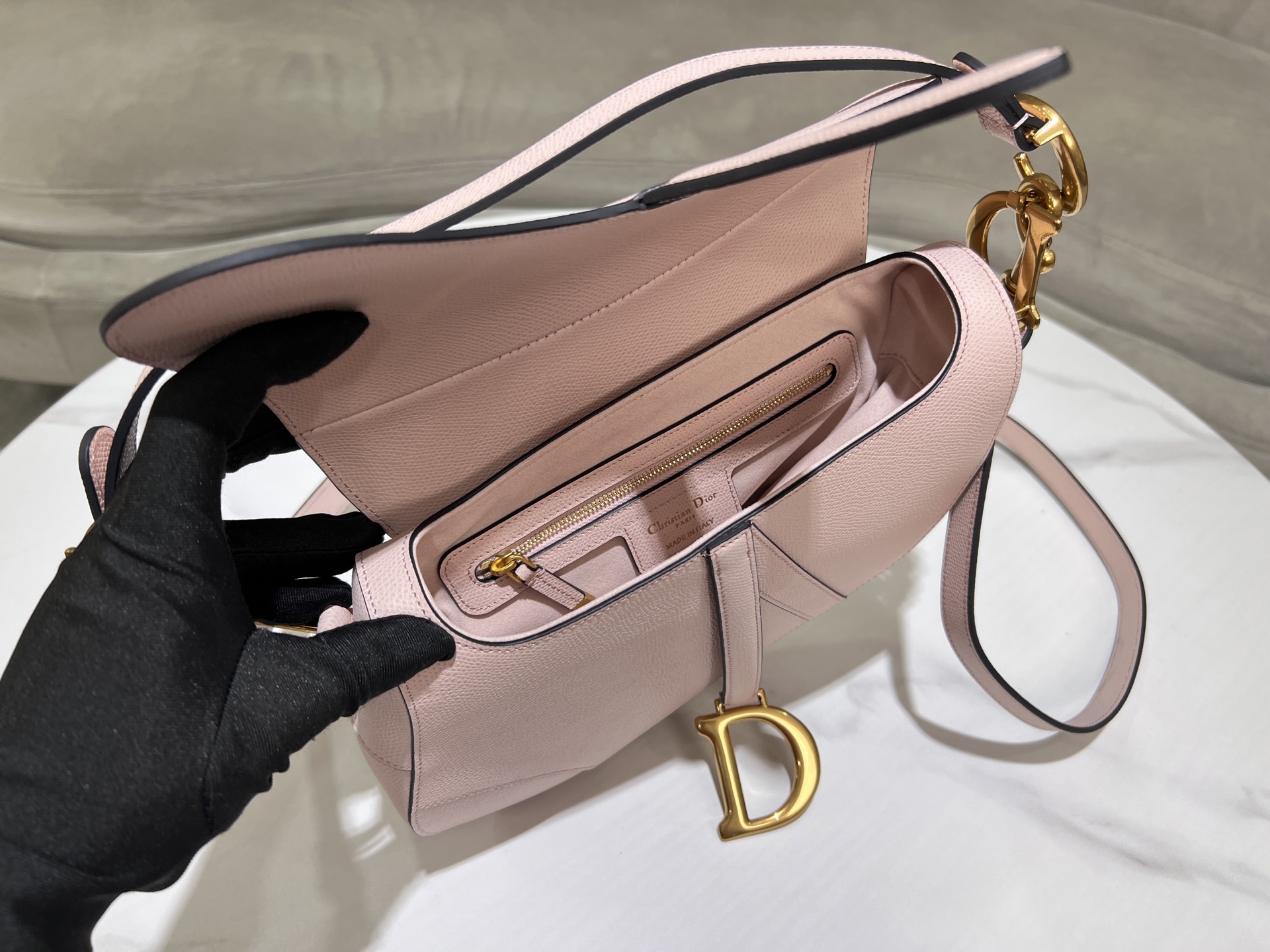 Bagsaaa D10r Saddle Bag with Strap Light Pink Grained Calfskin - 25.5cm