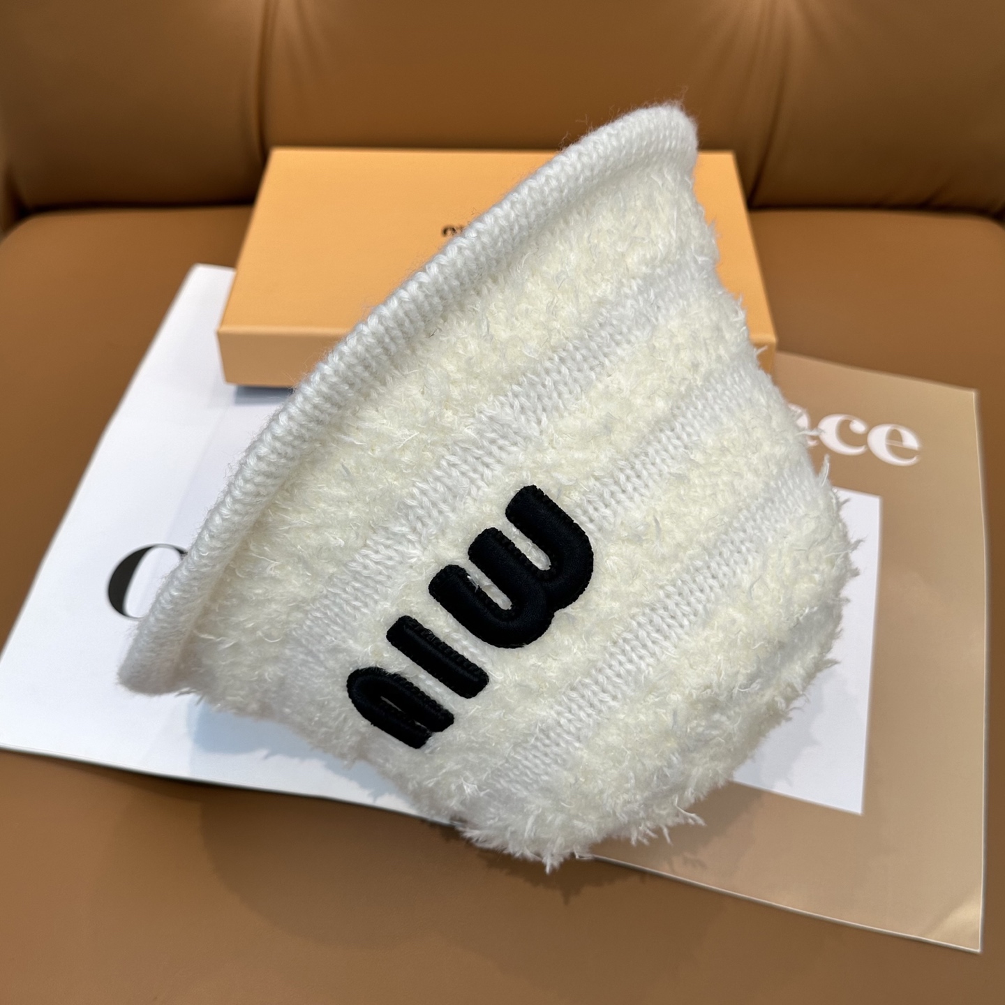 Bagsaaa Miu Miu Buckle White