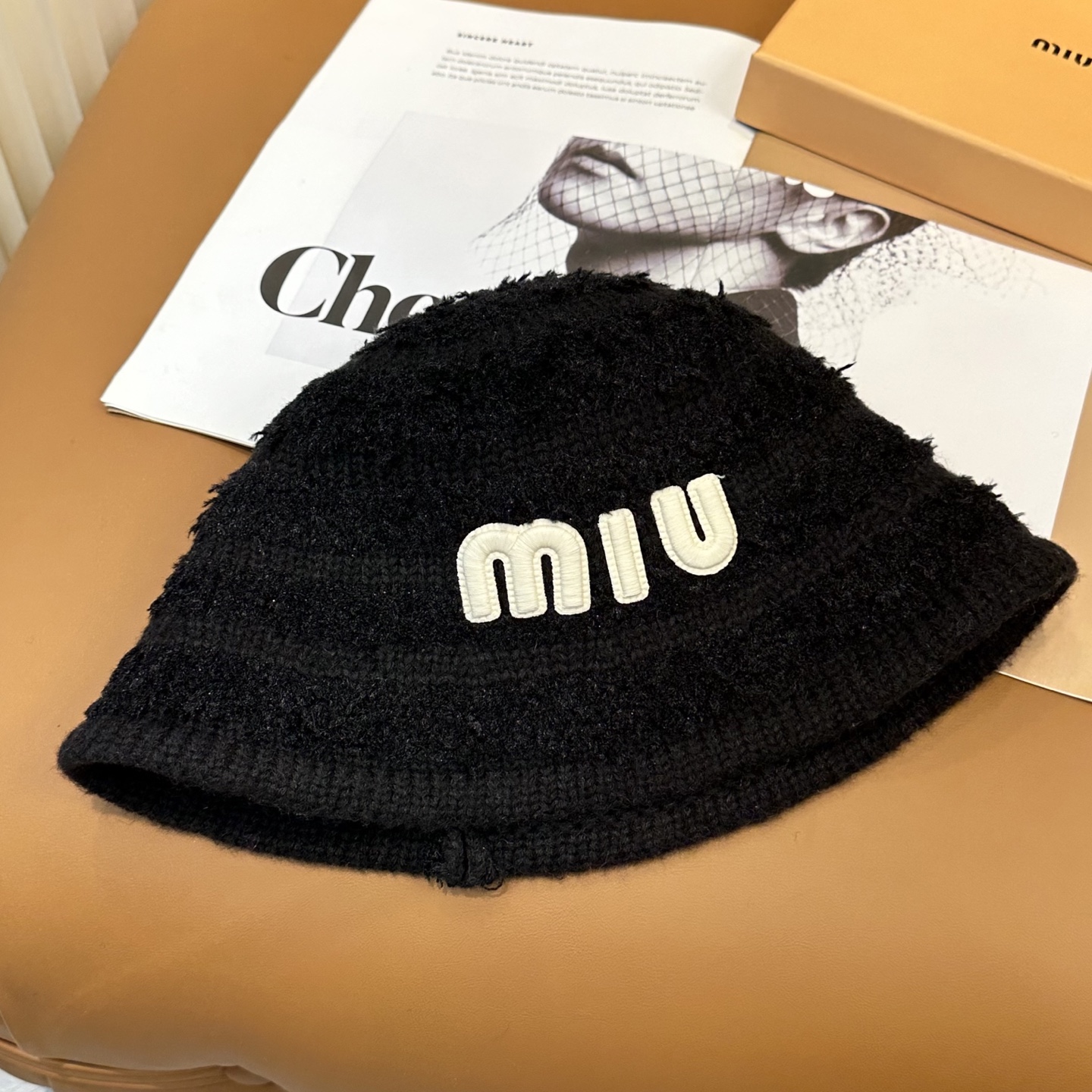 Bagsaaa Miu Miu Buckle Black