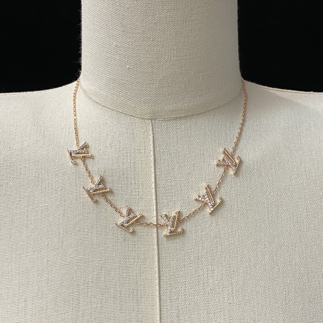 Bagsaaa LV Rose Gold Necklace